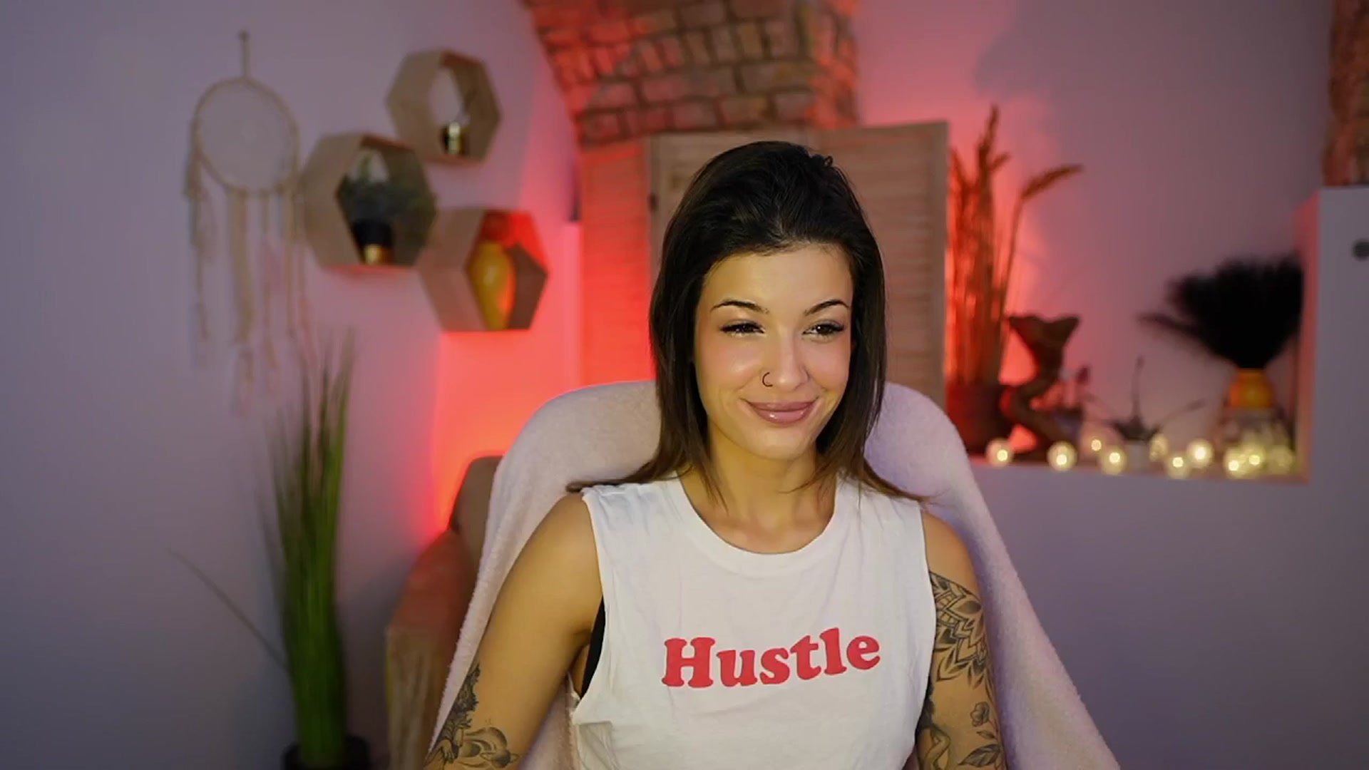 Gallery image thumbnail from Ariana_Love's myfreecams stream on, 01/18/2025, 09:35 image 12 of 20