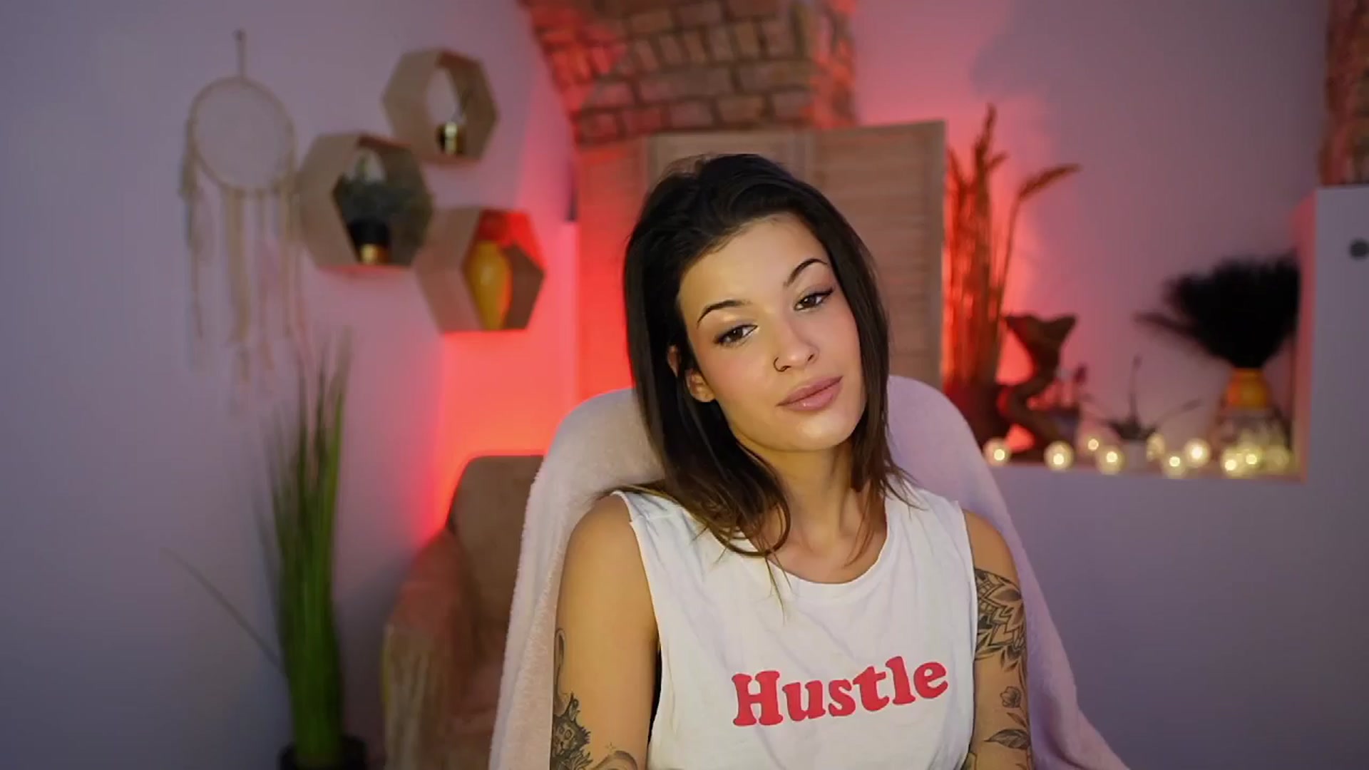 Gallery image thumbnail from Ariana_Love's myfreecams stream on, 01/18/2025, 10:55 image 1 of 20