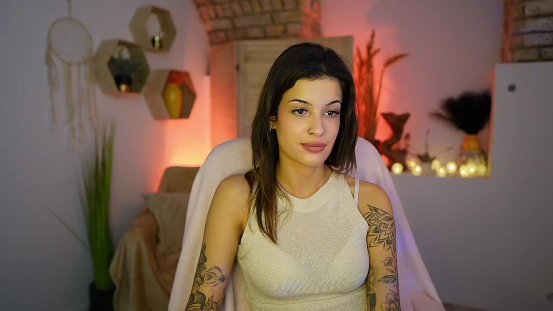 Gallery image thumbnail from Ariana_Love's myfreecams stream on, 01/20/2025, 11:11 image 7 of 20