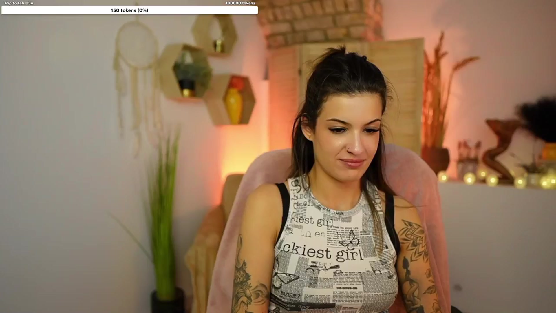 Gallery image thumbnail from Ariana_Love's myfreecams stream on, 01/27/2025, 12:40 image 12 of 20