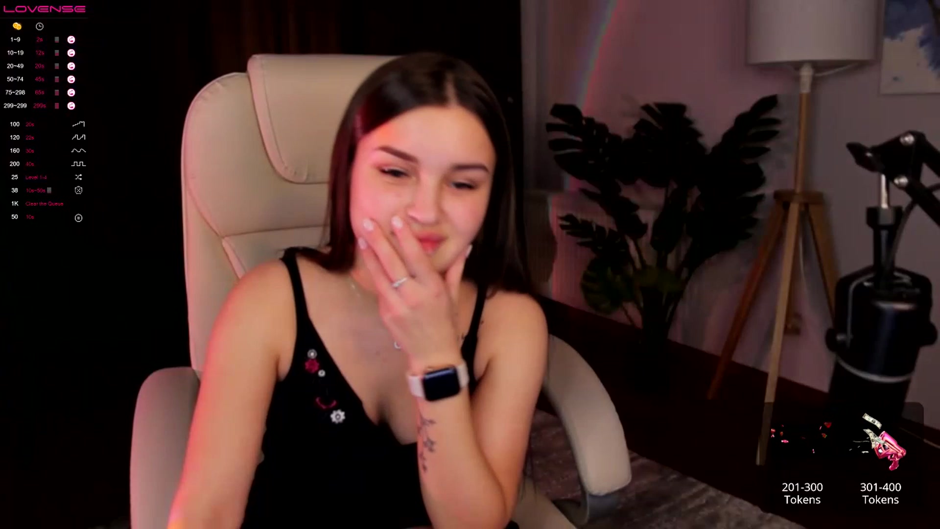 Gallery image thumbnail from Ariana_Swetty's myfreecams stream on, 11/16/2022, 22:03 image 1 of 20
