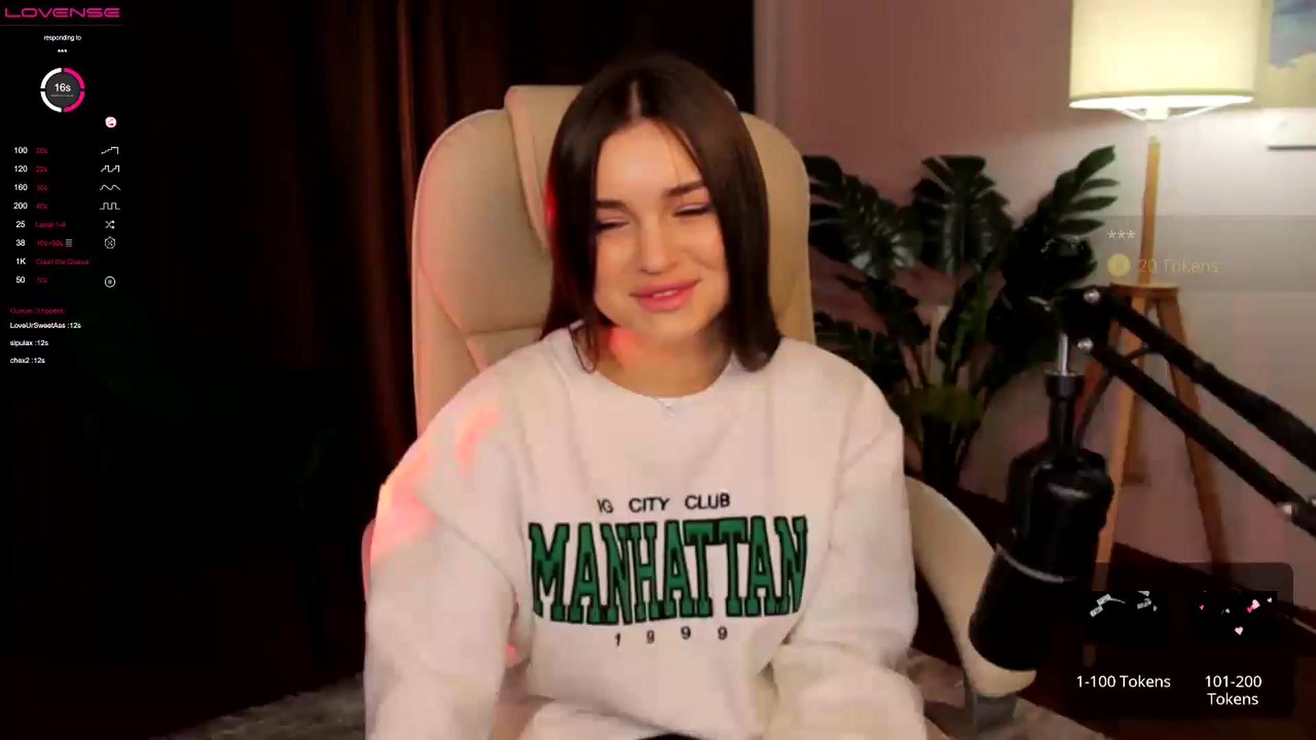 Gallery image thumbnail from Ariana_Swetty's myfreecams stream on, 11/21/2022, 14:45 image 3 of 20