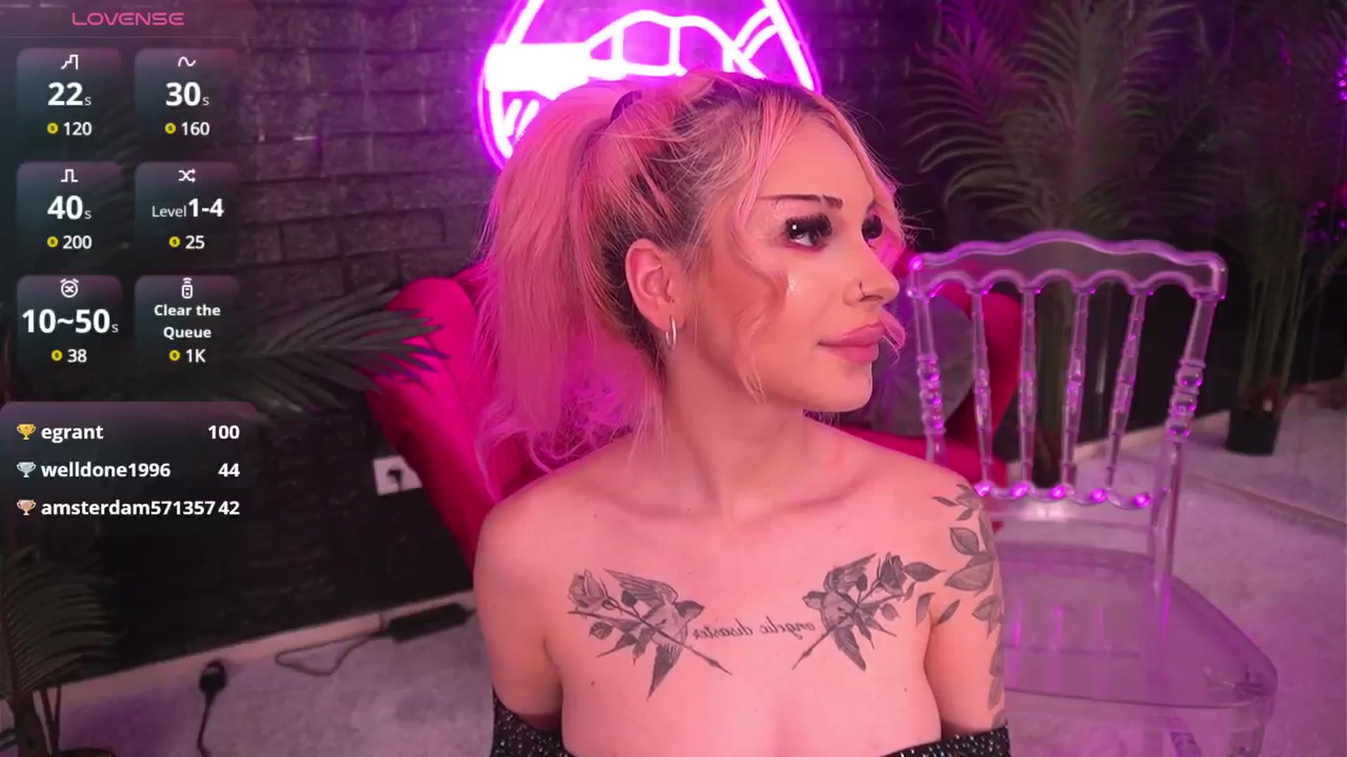 Gallery image thumbnail from Ariana_lane's myfreecams stream on, 06/19/2025, 23:19 image 5 of 20