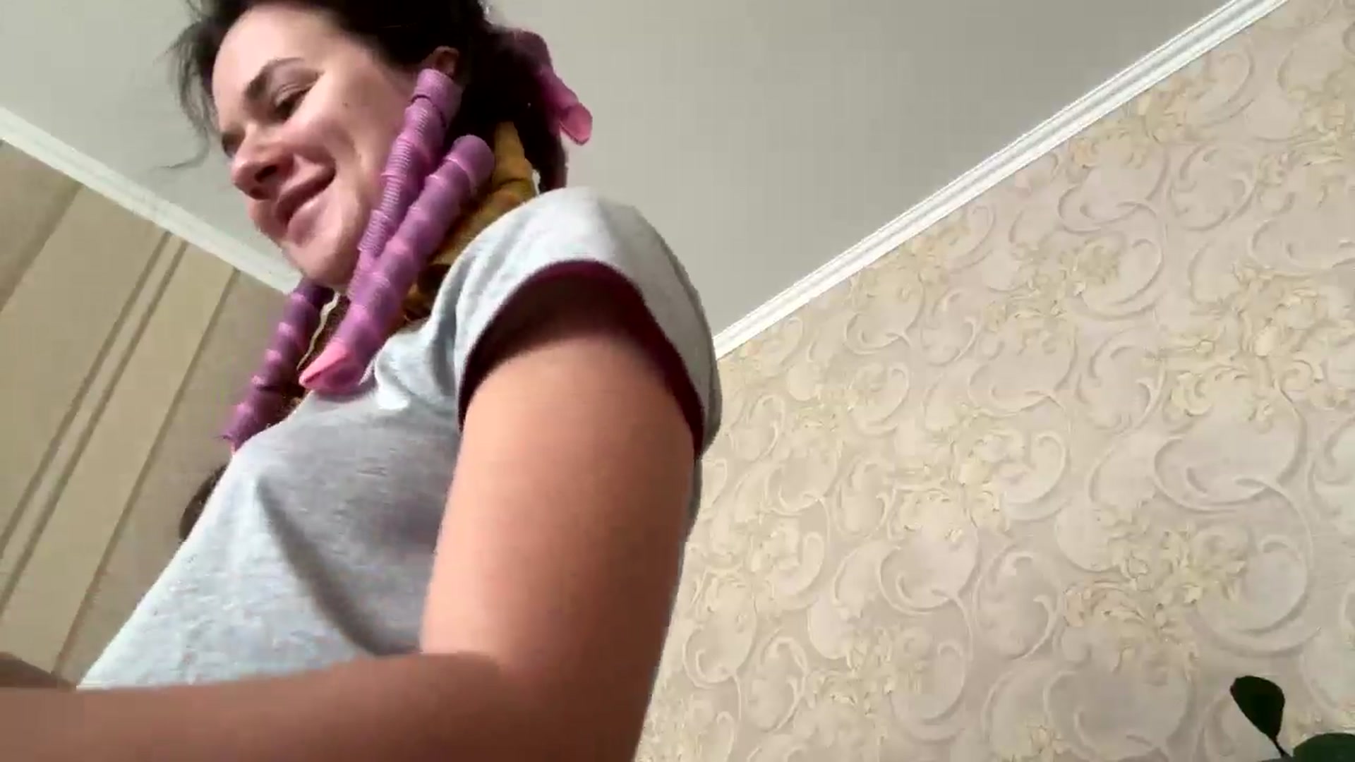 Gallery image thumbnail from ArianaaaSnowf's myfreecams stream on, 01/04/2026, 11:10 image 18 of 20