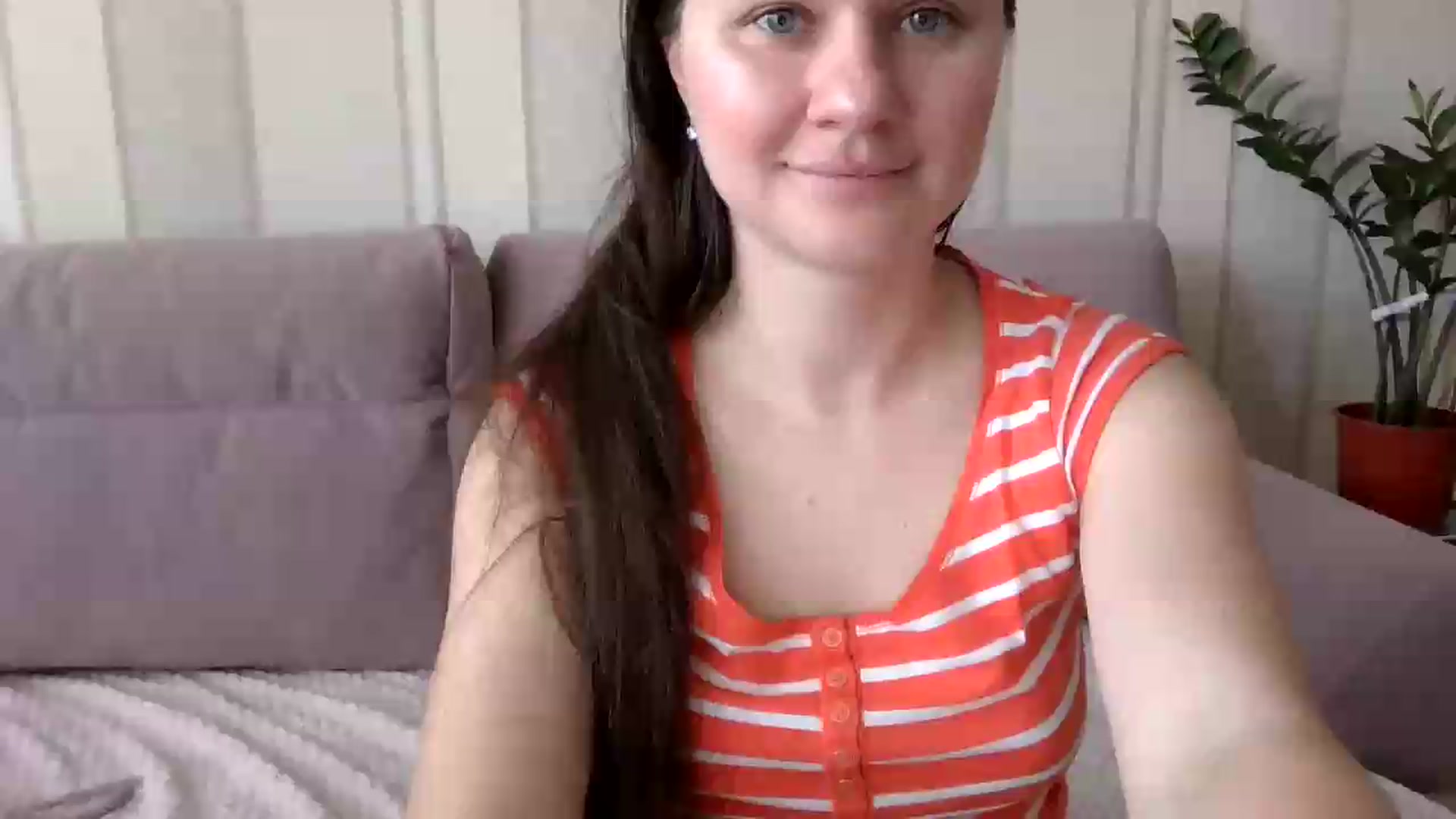 Gallery image thumbnail from ArianaaaSnowf's myfreecams stream on, 06/28/2026, 10:36 image 14 of 20