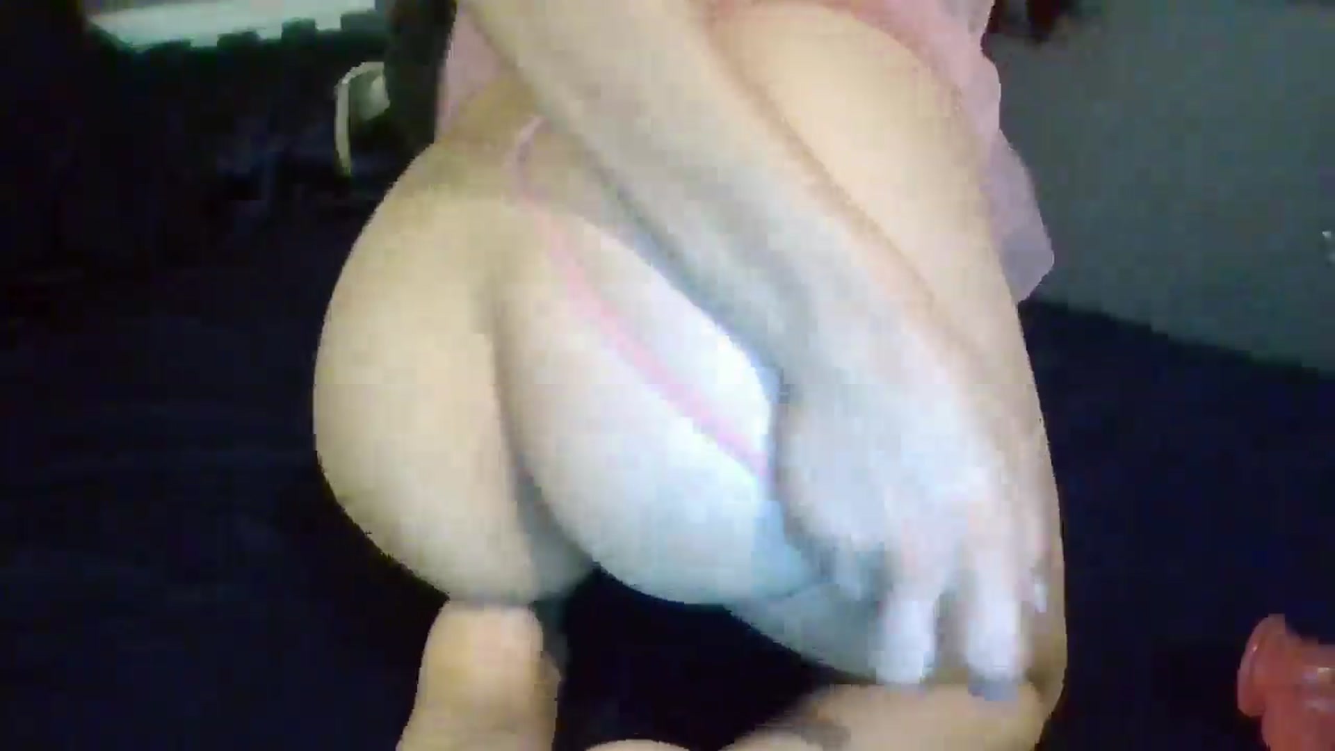 Gallery image thumbnail from Arianababyxo's myfreecams stream on, 04/20/2025, 08:50 image 13 of 20