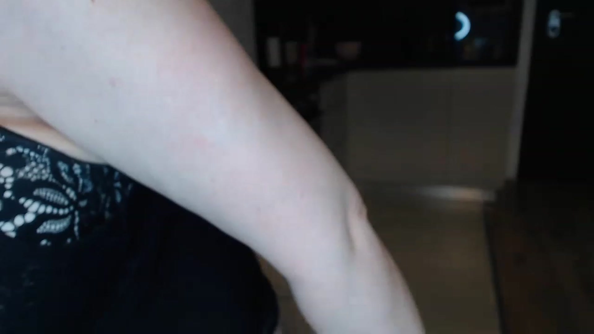 Gallery image thumbnail from AriannaSinn's myfreecams stream on, 06/25/2023, 22:31 image 2 of 20