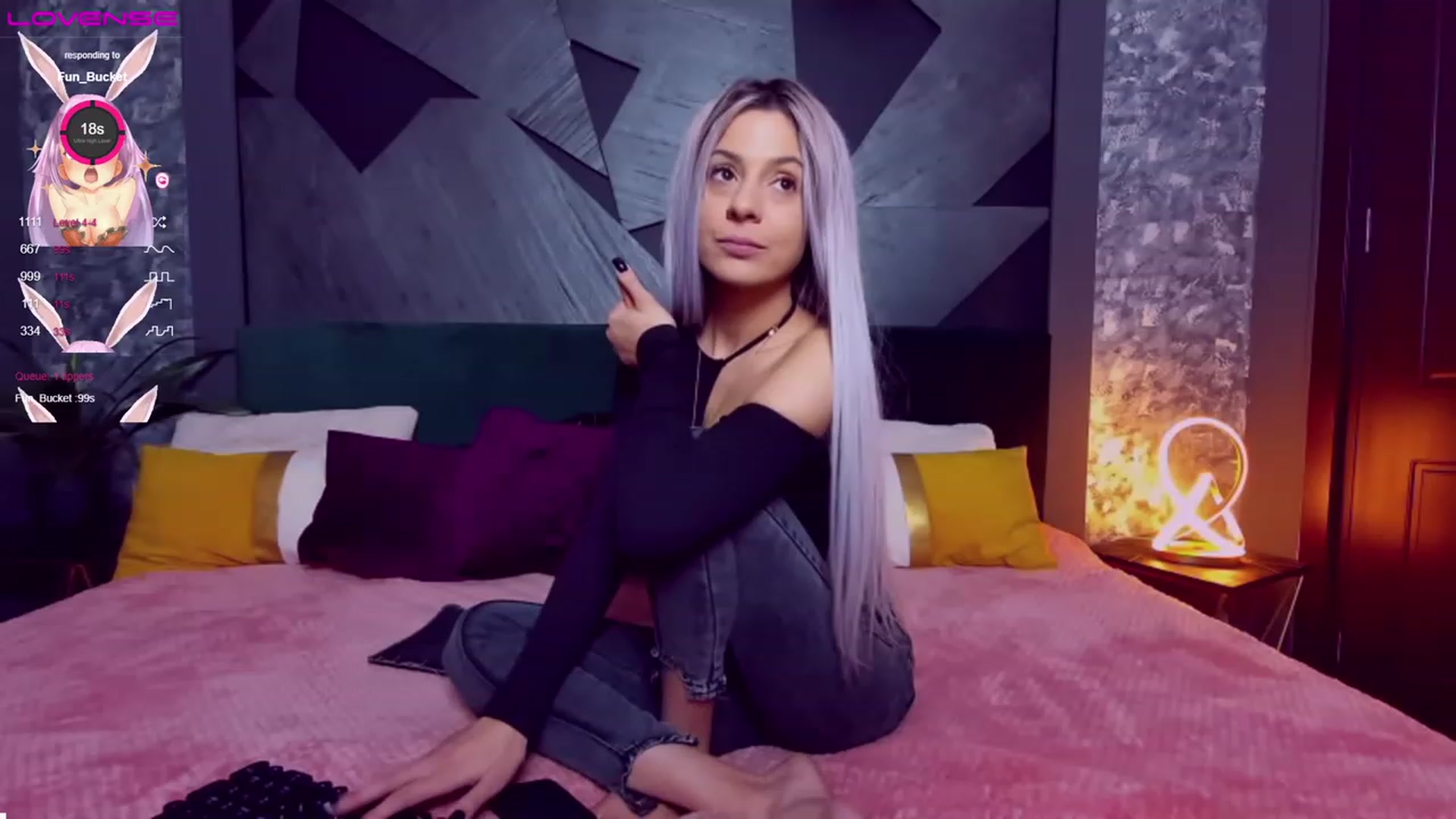 Gallery image thumbnail from AriannaSins's myfreecams stream on, 11/14/2022, 13:33 image 4 of 20