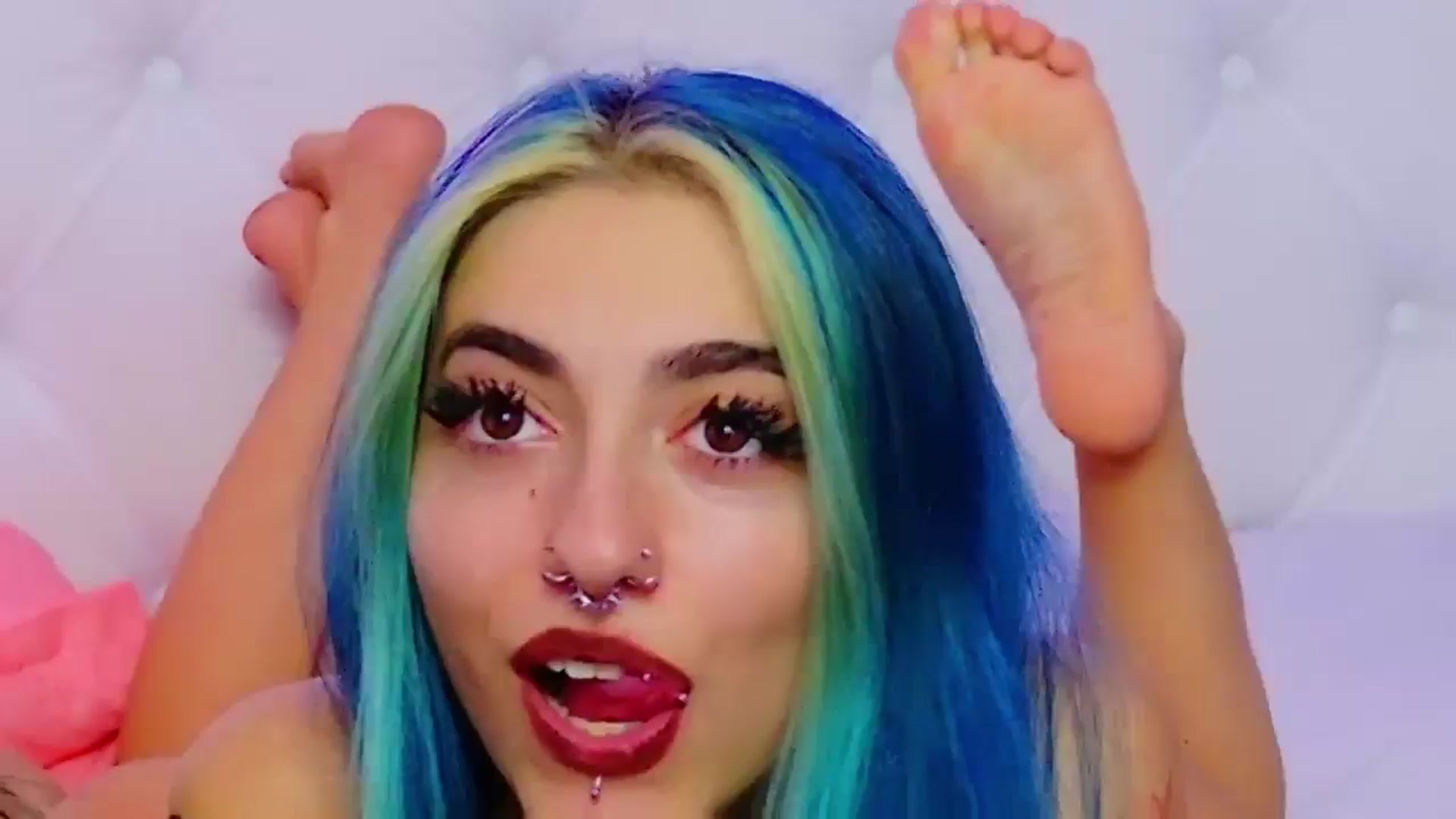 Gallery image thumbnail from AriannaSins's myfreecams stream on, 09/12/2024, 03:25 image 15 of 20