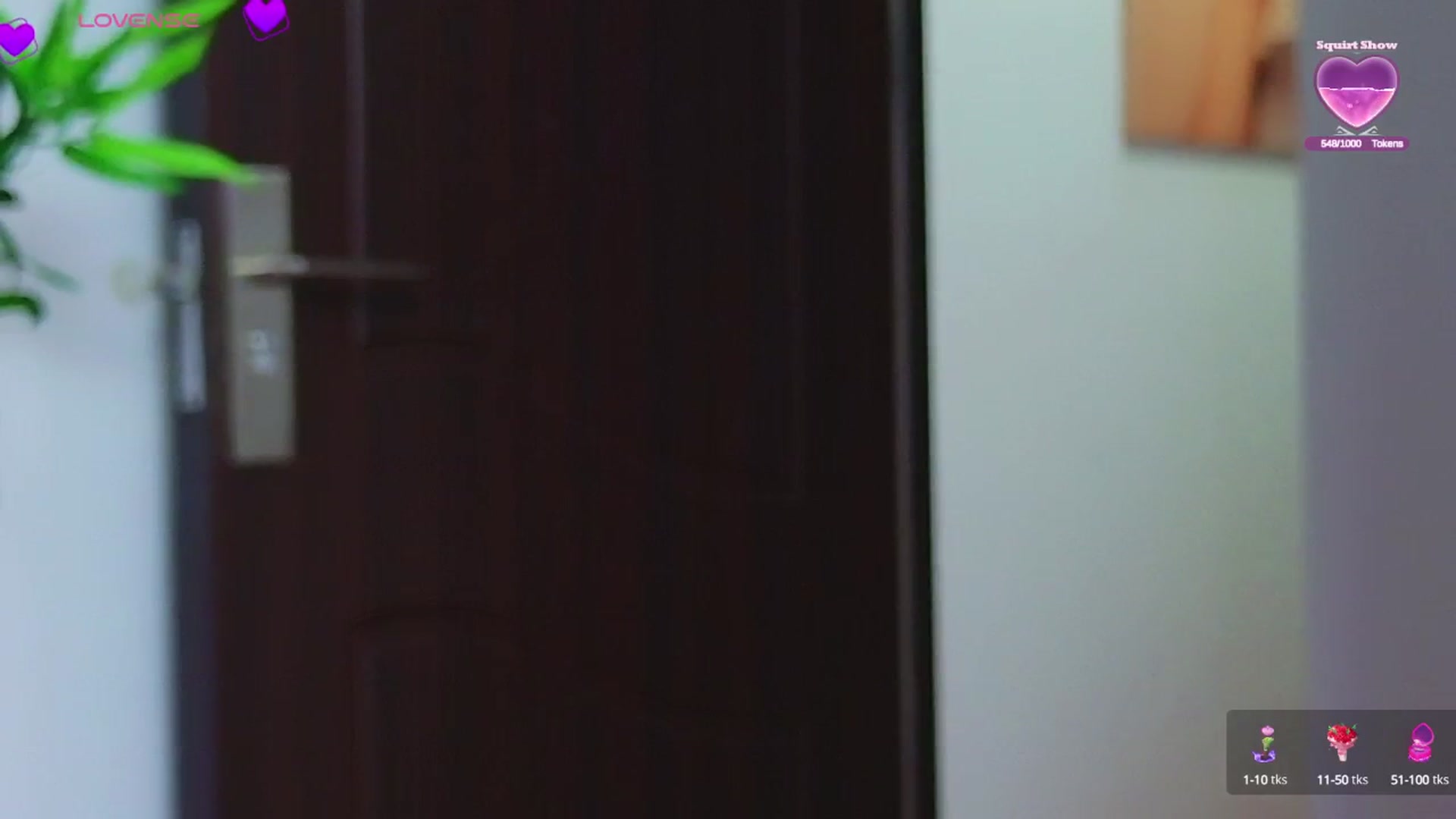 Gallery image thumbnail from AriannaSins's myfreecams stream on, 04/14/2025, 17:19 image 6 of 20