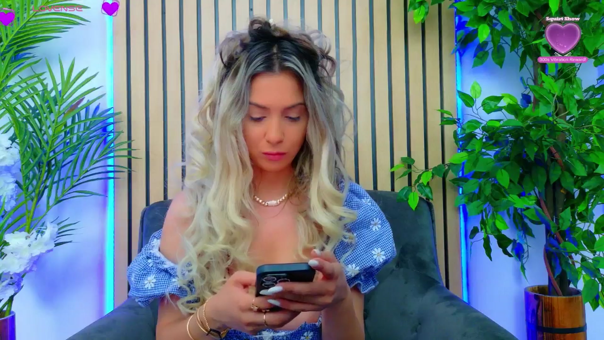 Gallery image thumbnail from AriannaSins's myfreecams stream on, 04/30/2025, 13:44 image 6 of 20
