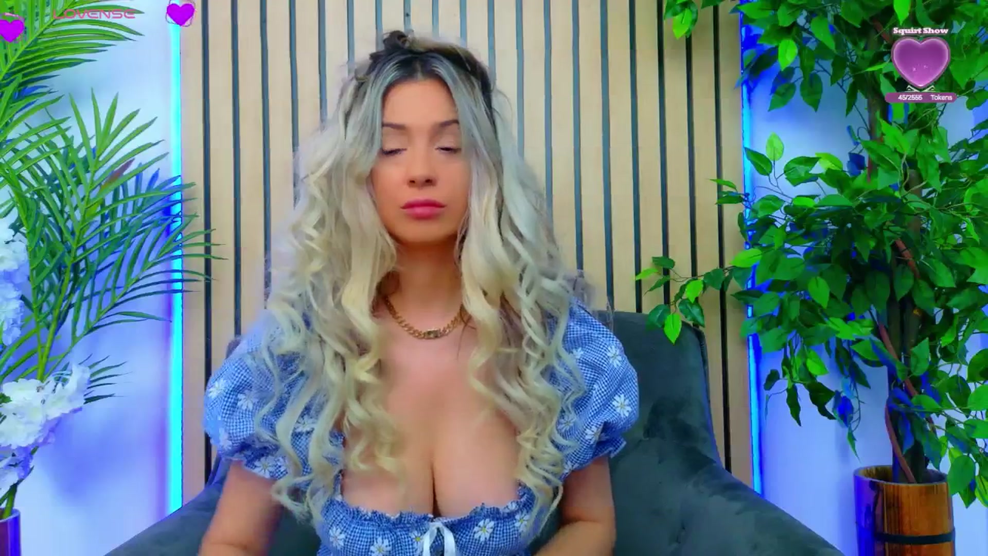 Gallery image thumbnail from AriannaSins's myfreecams stream on, 04/30/2025, 13:44 image 18 of 20