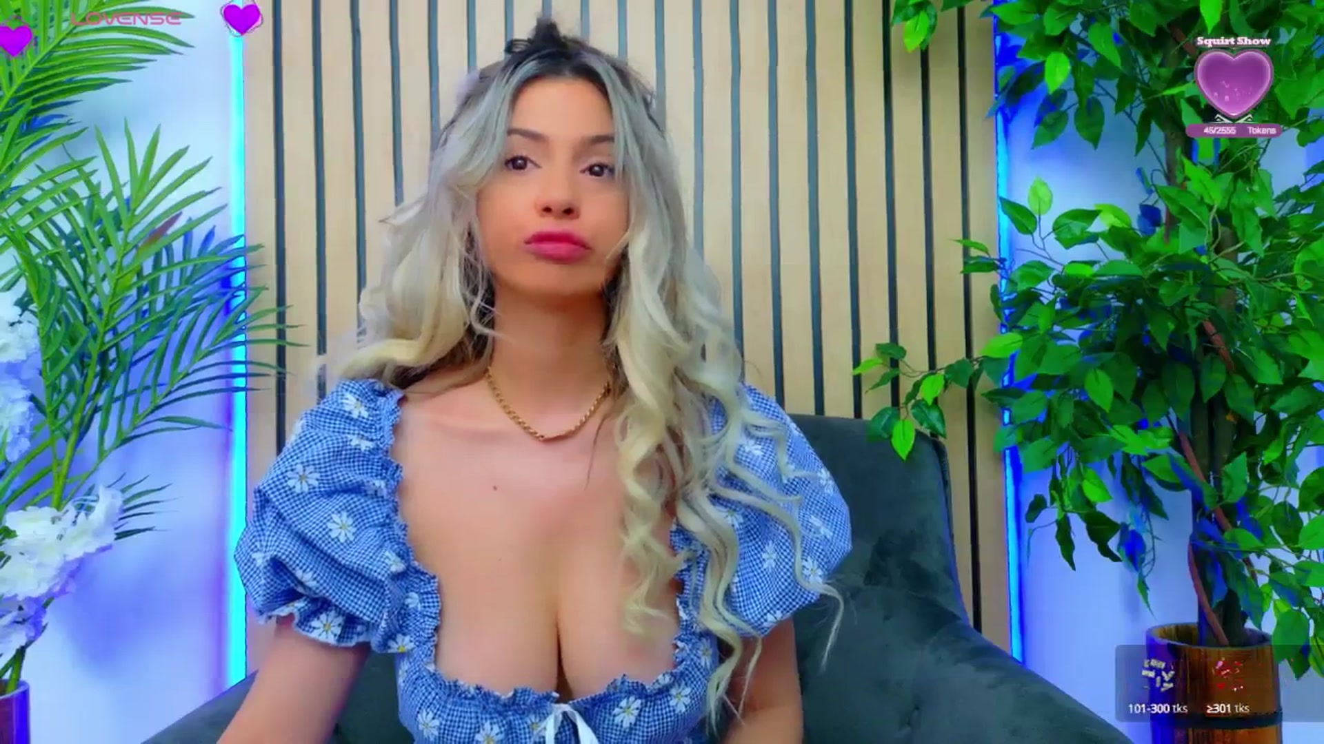 Gallery image thumbnail from AriannaSins's myfreecams stream on, 04/30/2025, 13:44 image 13 of 20