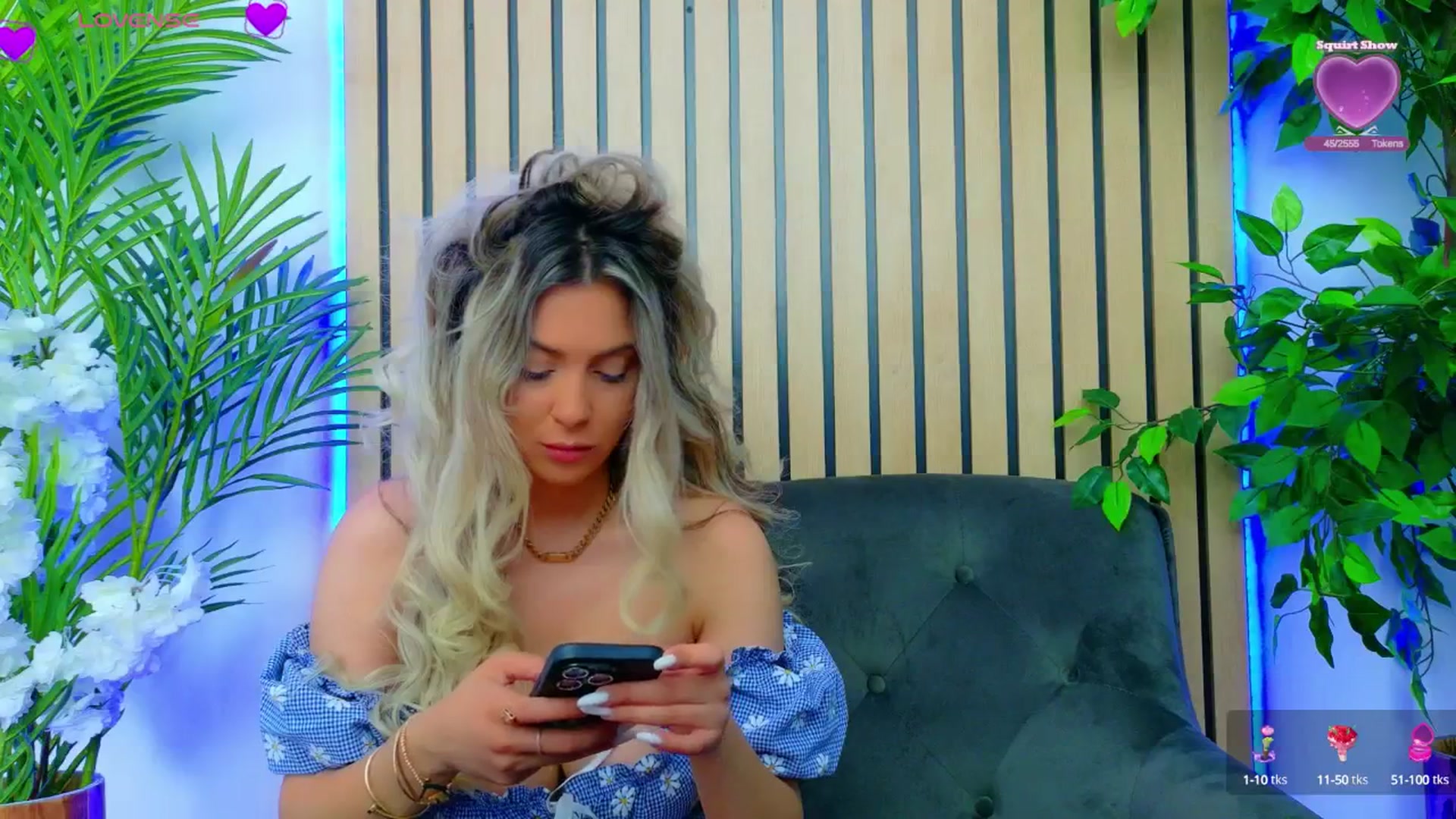 Gallery image thumbnail from AriannaSins's myfreecams stream on, 04/30/2025, 14:28 image 10 of 20