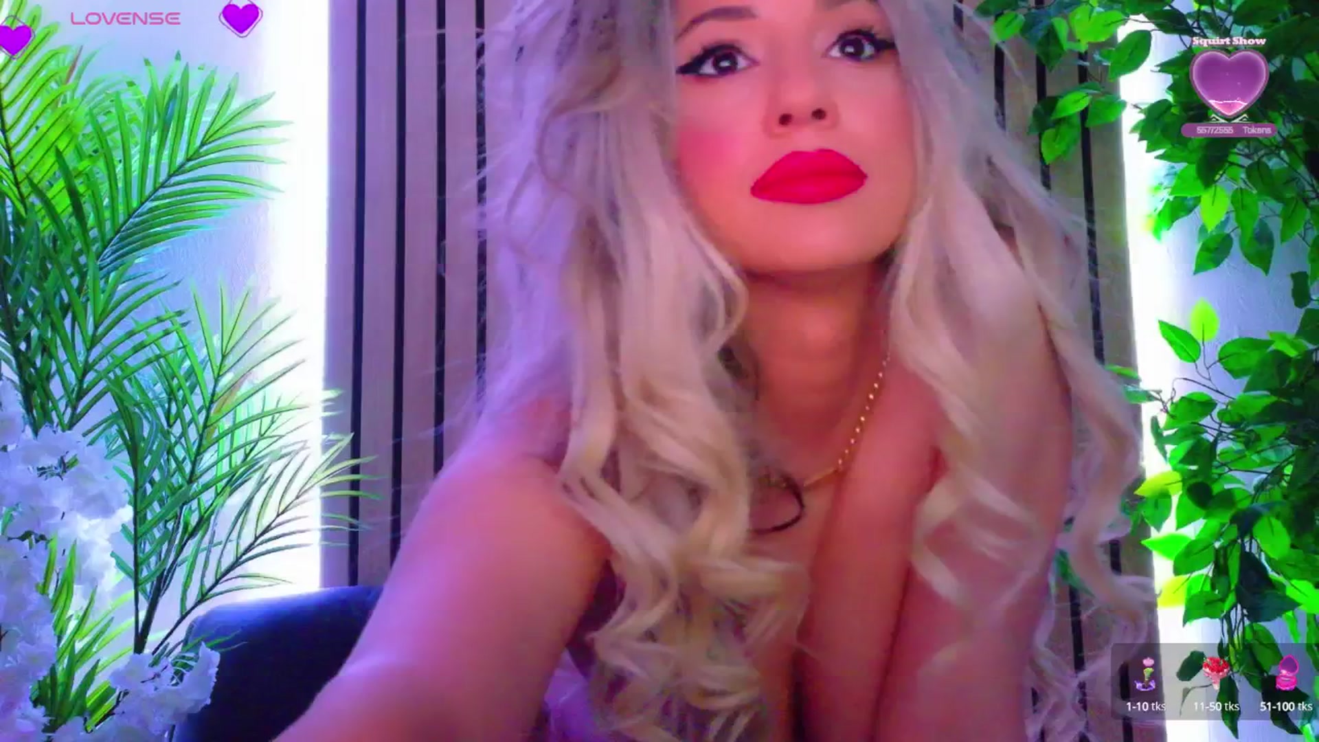 Gallery image thumbnail from AriannaSins's myfreecams stream on, 04/30/2025, 17:31 image 14 of 20