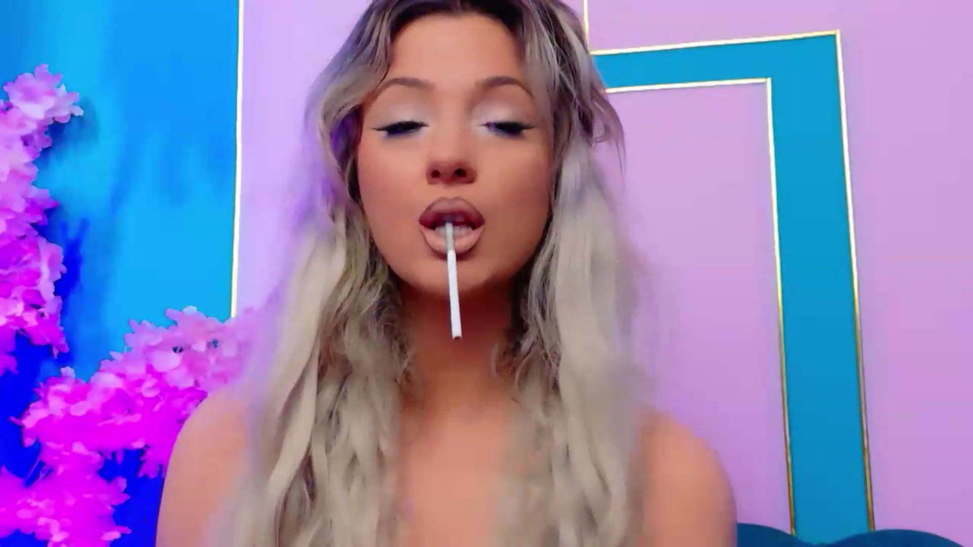 Gallery image thumbnail from AriannaSins's myfreecams stream on, 06/29/2026, 14:51 image 10 of 20