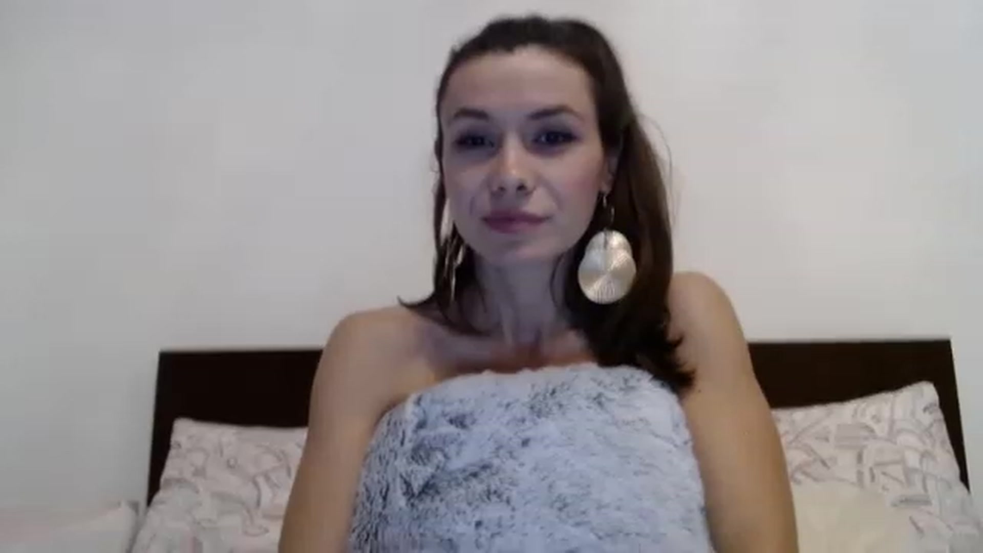 Gallery image thumbnail from Ariannes's myfreecams stream on, 01/14/2023, 02:56 image 14 of 20