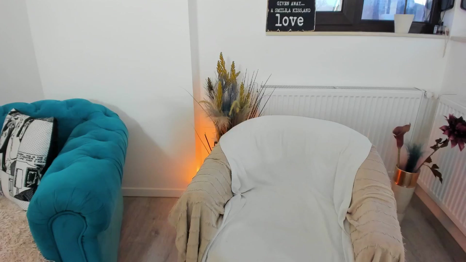 Gallery image thumbnail from Ariannes's myfreecams stream on, 12/24/2025, 14:13 image 17 of 20