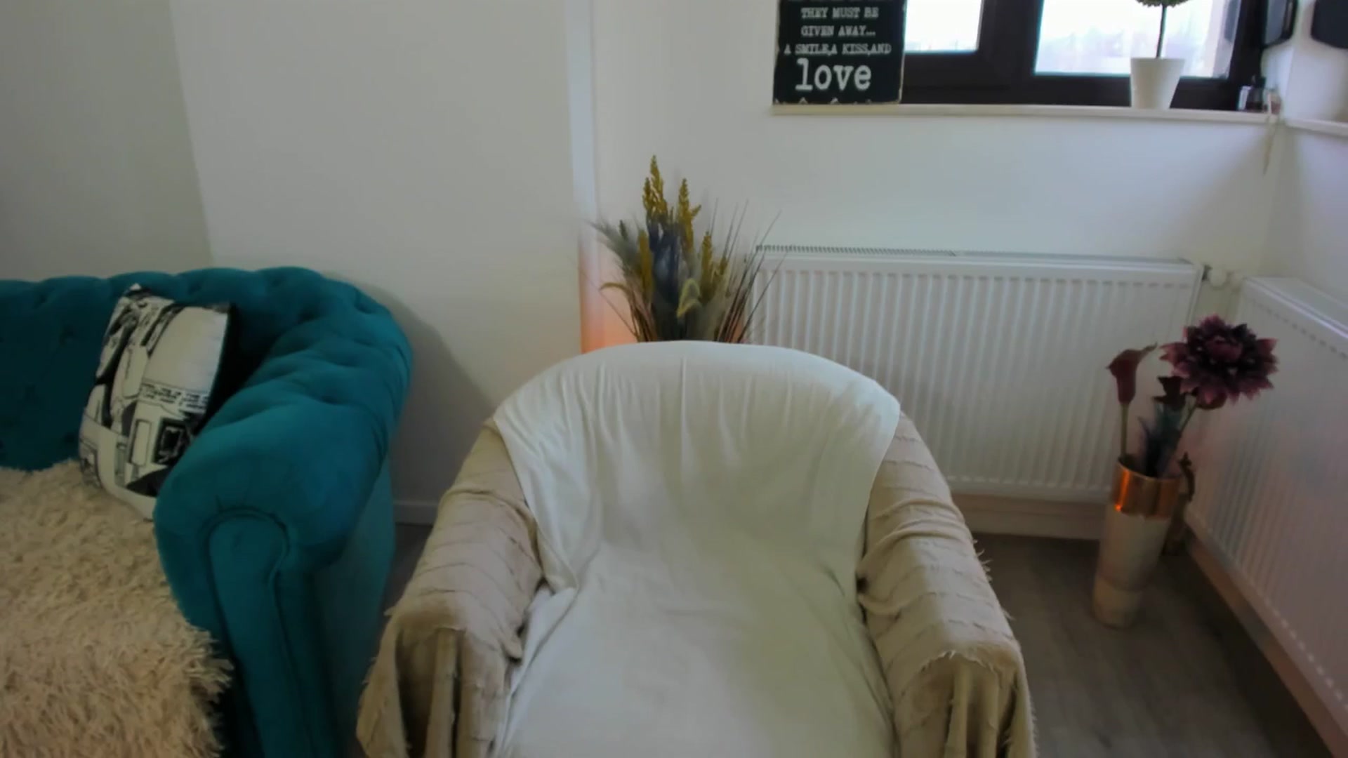 Gallery image thumbnail from Ariannes's myfreecams stream on, 12/27/2025, 11:15 image 15 of 20