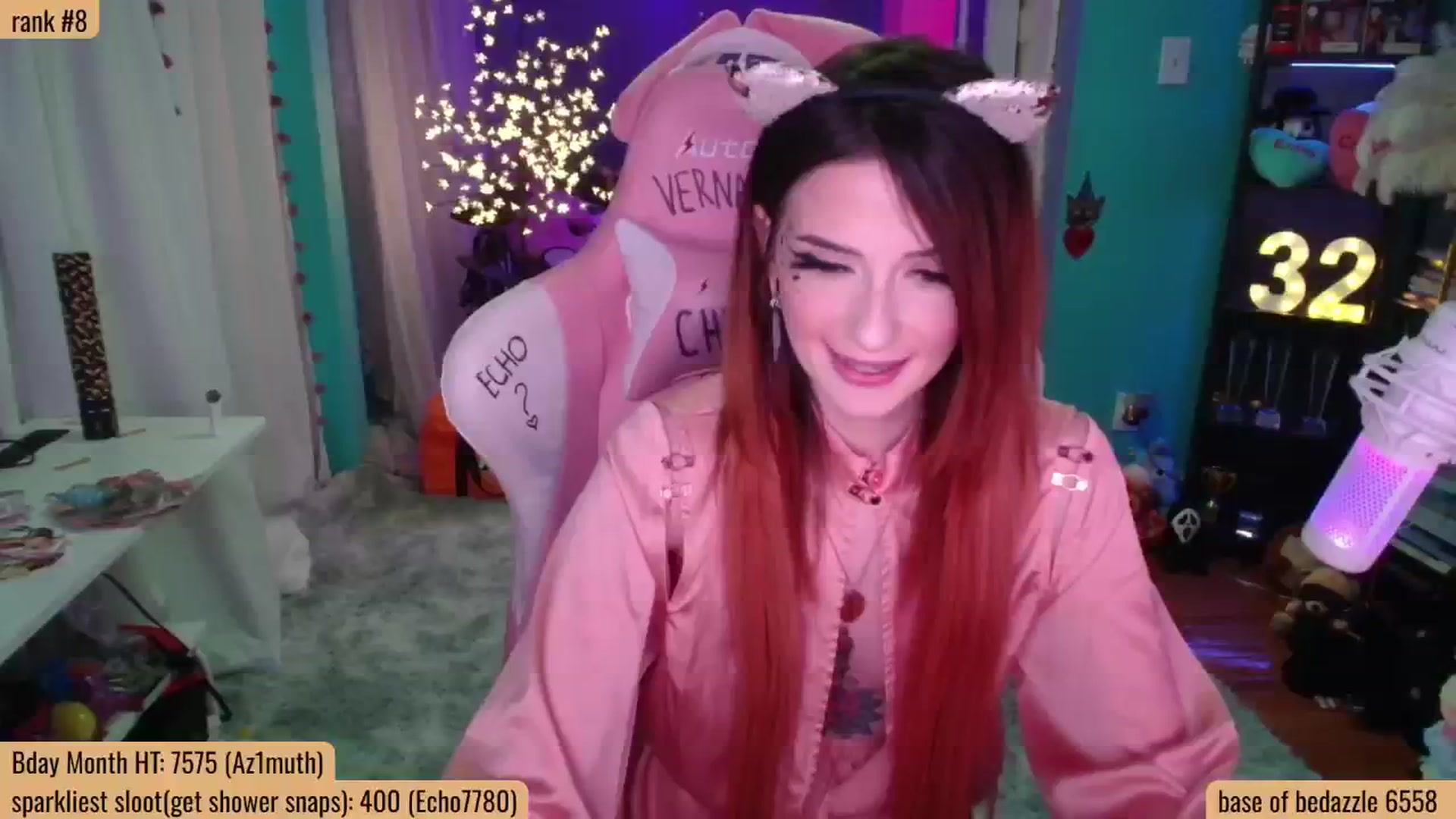 Gallery image thumbnail from ArielAZ's myfreecams stream on, 06/03/2025, 02:11 image 6 of 20