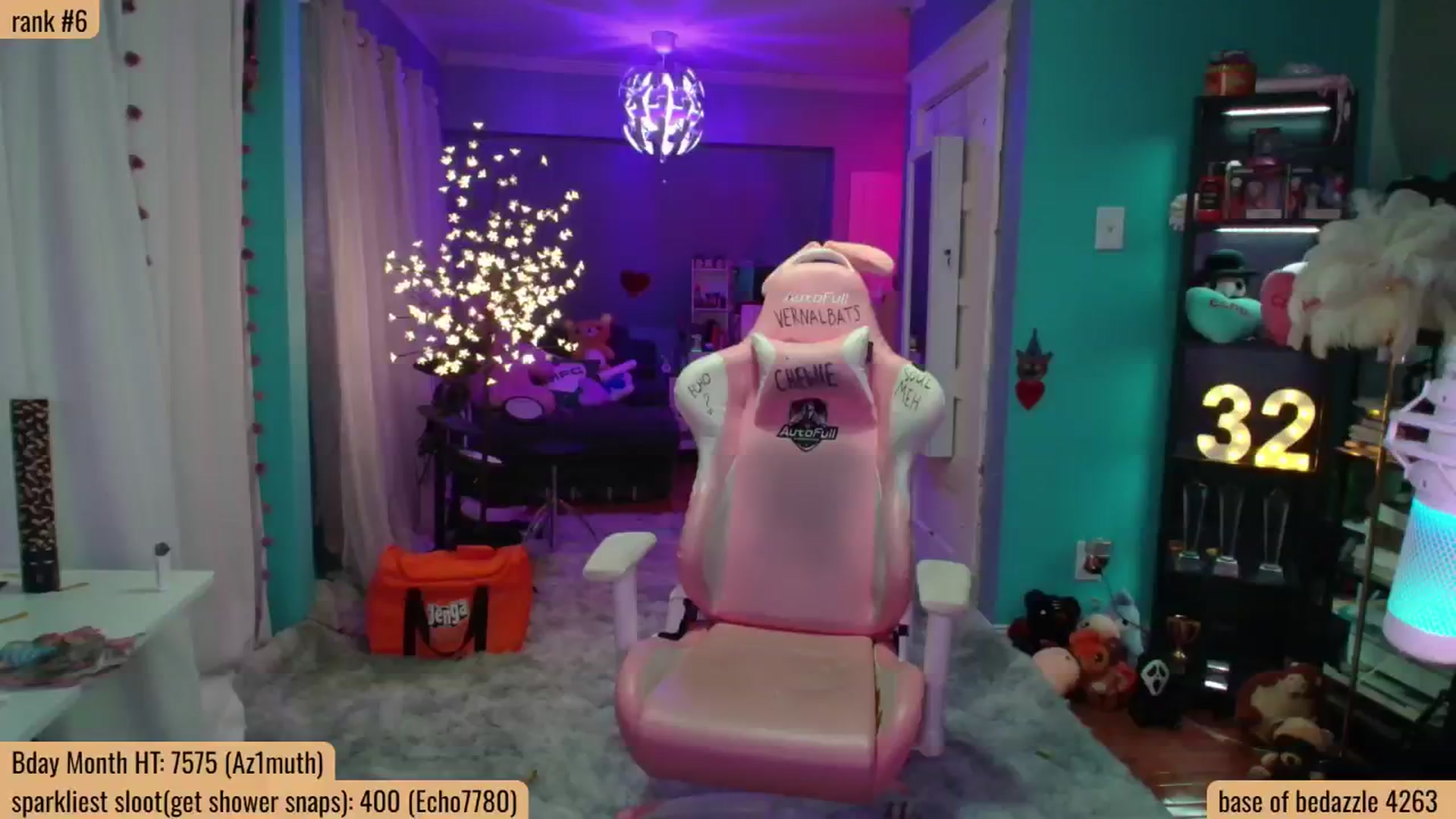 Gallery image thumbnail from ArielAZ's myfreecams stream on, 06/03/2025, 02:11 image 11 of 20