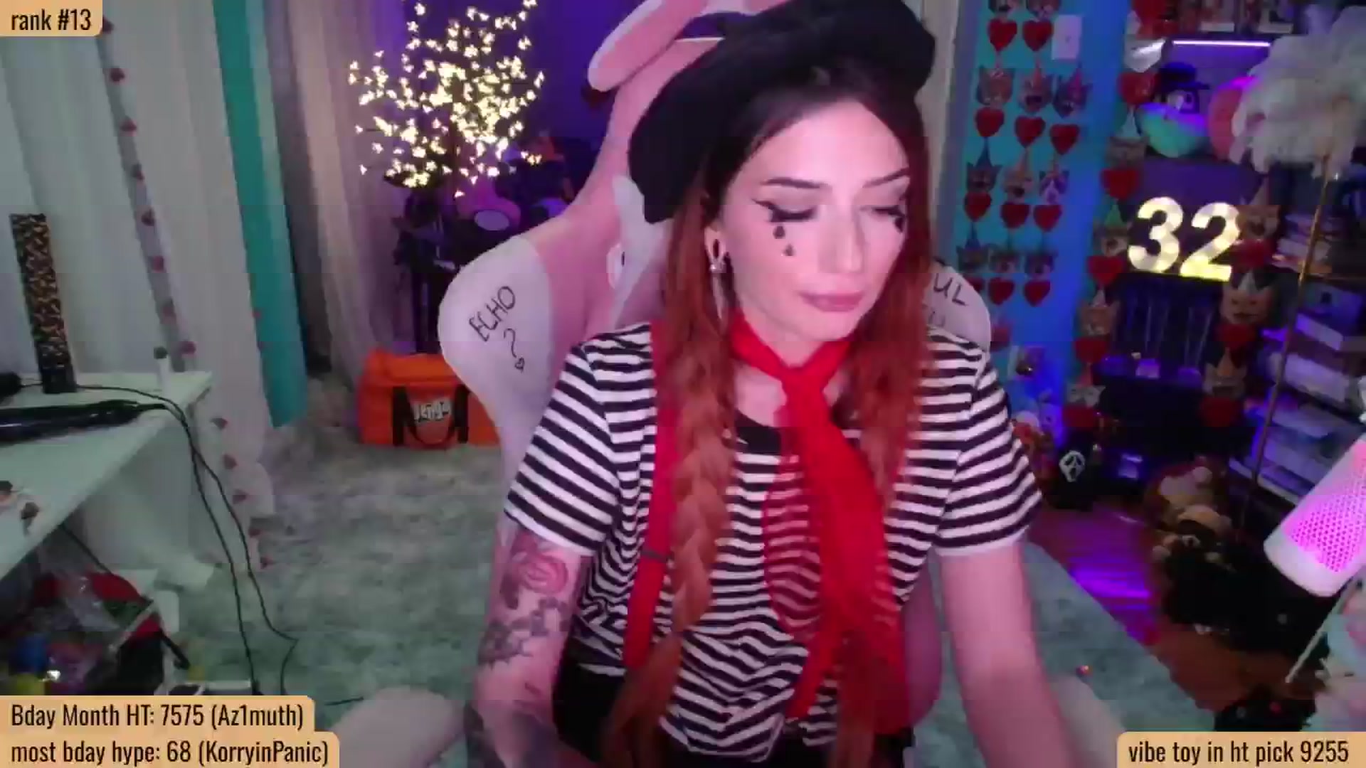 Gallery image thumbnail from ArielAZ's myfreecams stream on, 06/04/2025, 23:27 image 1 of 20