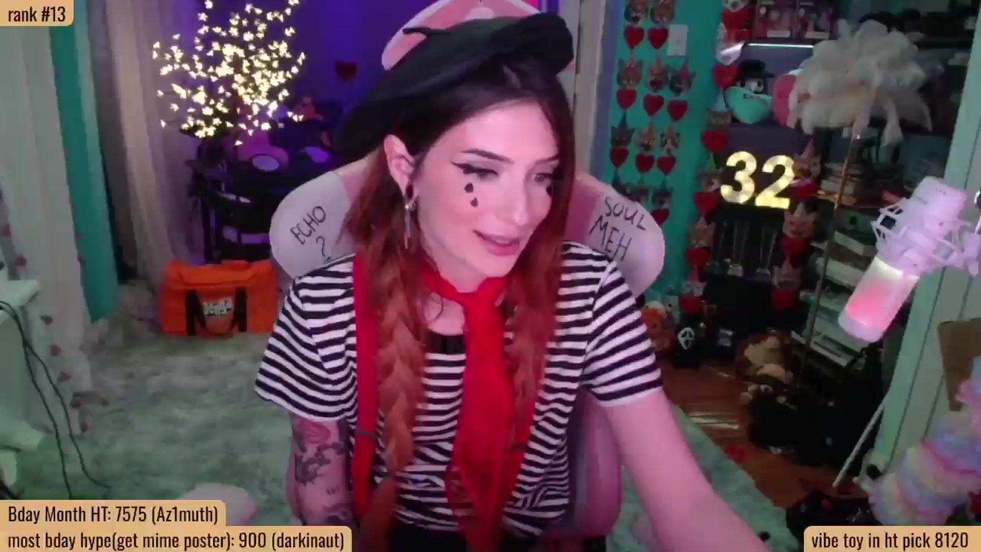Gallery image thumbnail from ArielAZ's myfreecams stream on, 06/05/2025, 24:02 image 9 of 20
