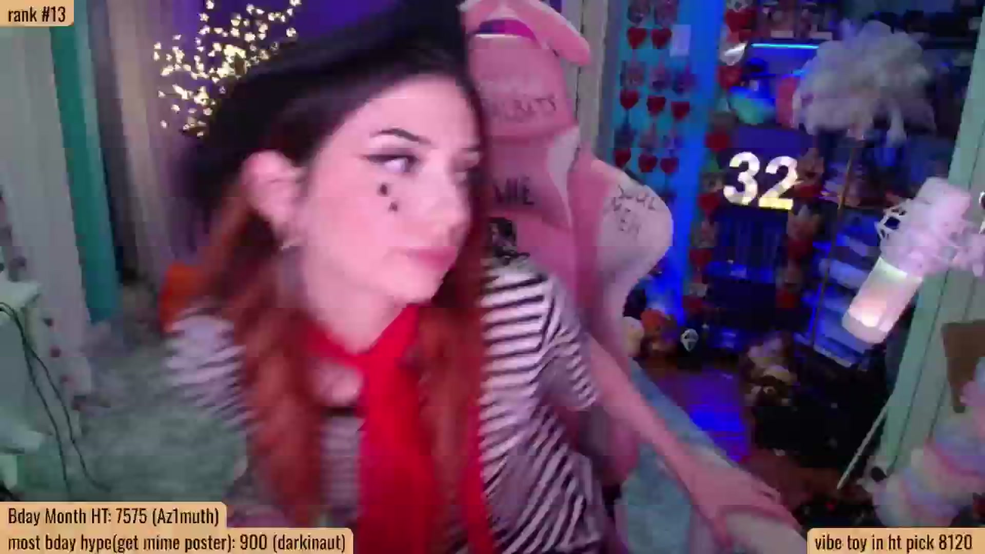 Gallery image thumbnail from ArielAZ's myfreecams stream on, 06/05/2025, 24:02 image 4 of 20