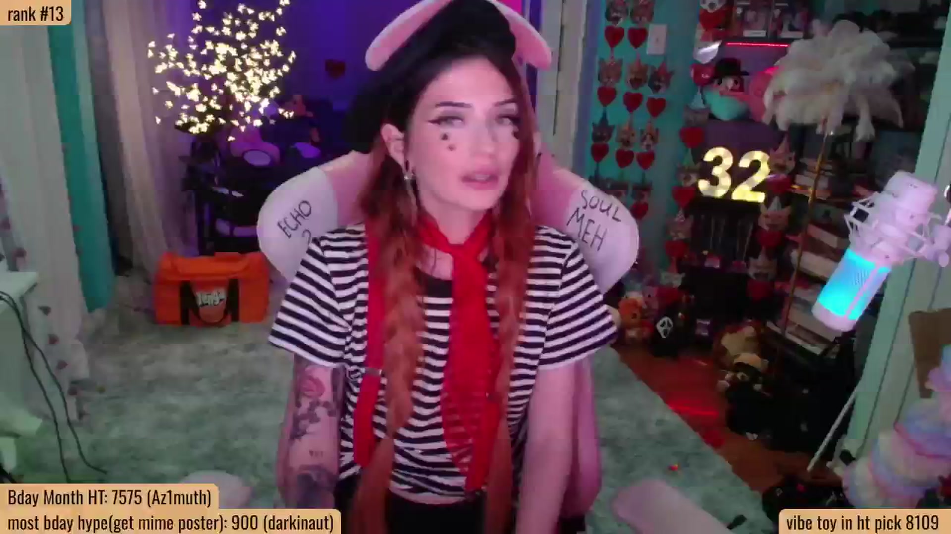 Gallery image thumbnail from ArielAZ's myfreecams stream on, 06/05/2025, 24:02 image 15 of 20