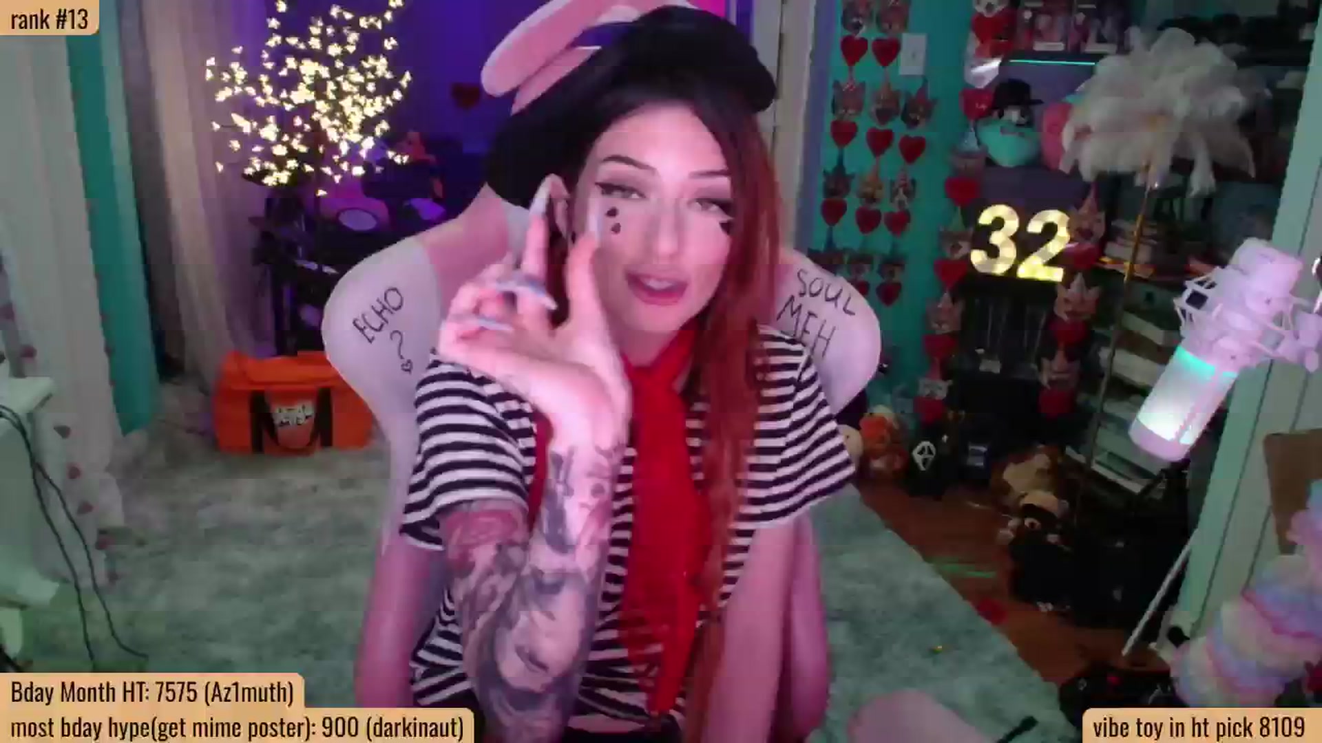 Gallery image thumbnail from ArielAZ's myfreecams stream on, 06/05/2025, 24:02 image 17 of 20