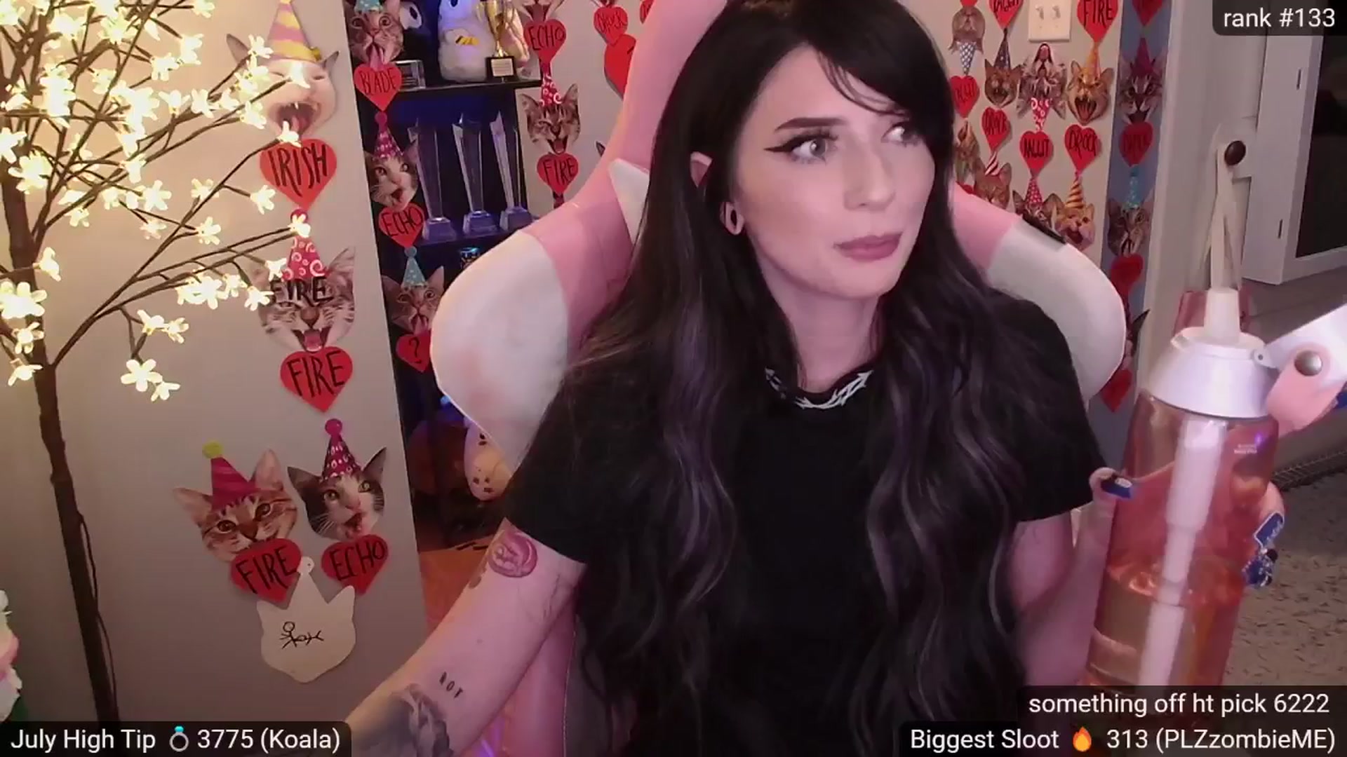 Gallery image thumbnail from ArielLovesIce's myfreecams stream on, 07/16/2024, 02:47 image 3 of 20