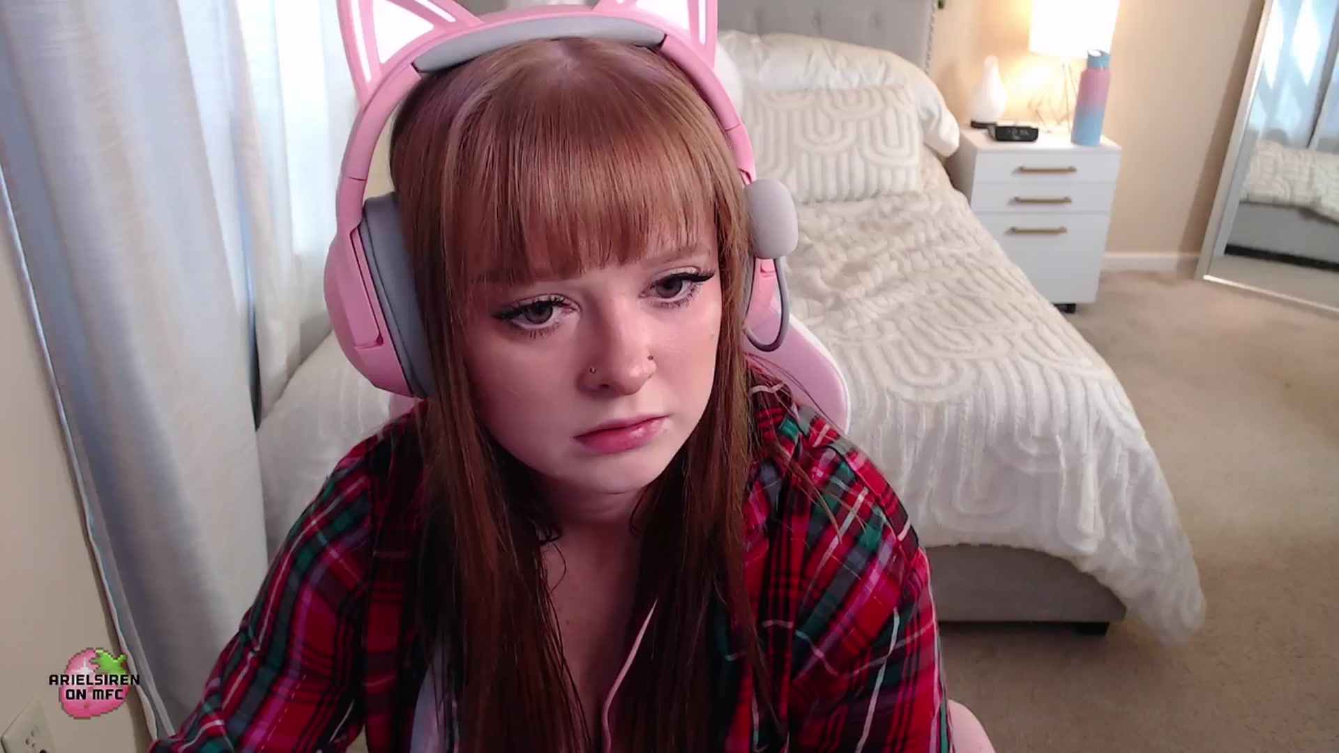 Gallery image thumbnail from ArielSiren's myfreecams stream on, 08/22/2024, 18:17 image 20 of 20