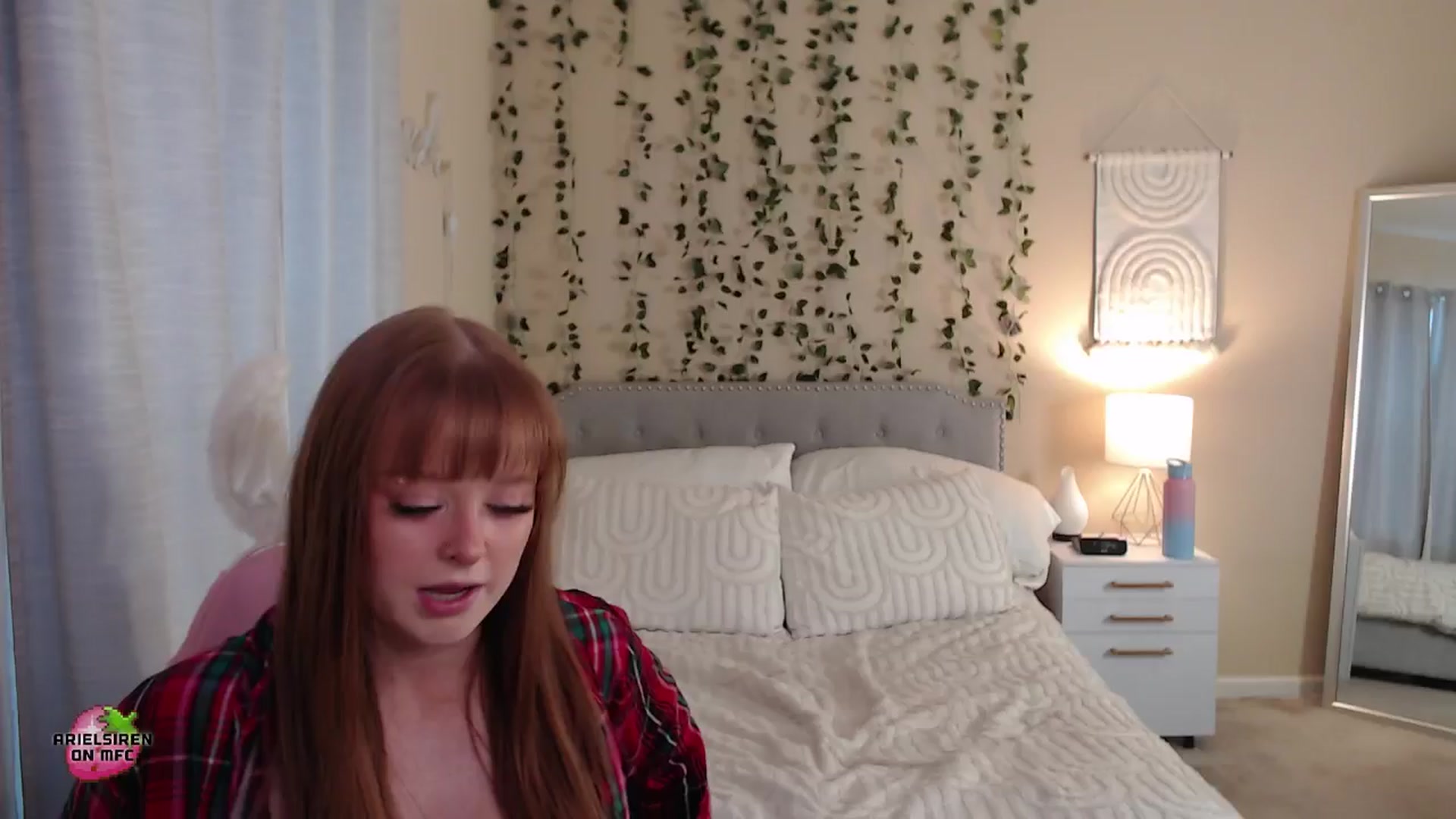Gallery image thumbnail from ArielSiren's myfreecams stream on, 08/22/2024, 18:17 image 12 of 20