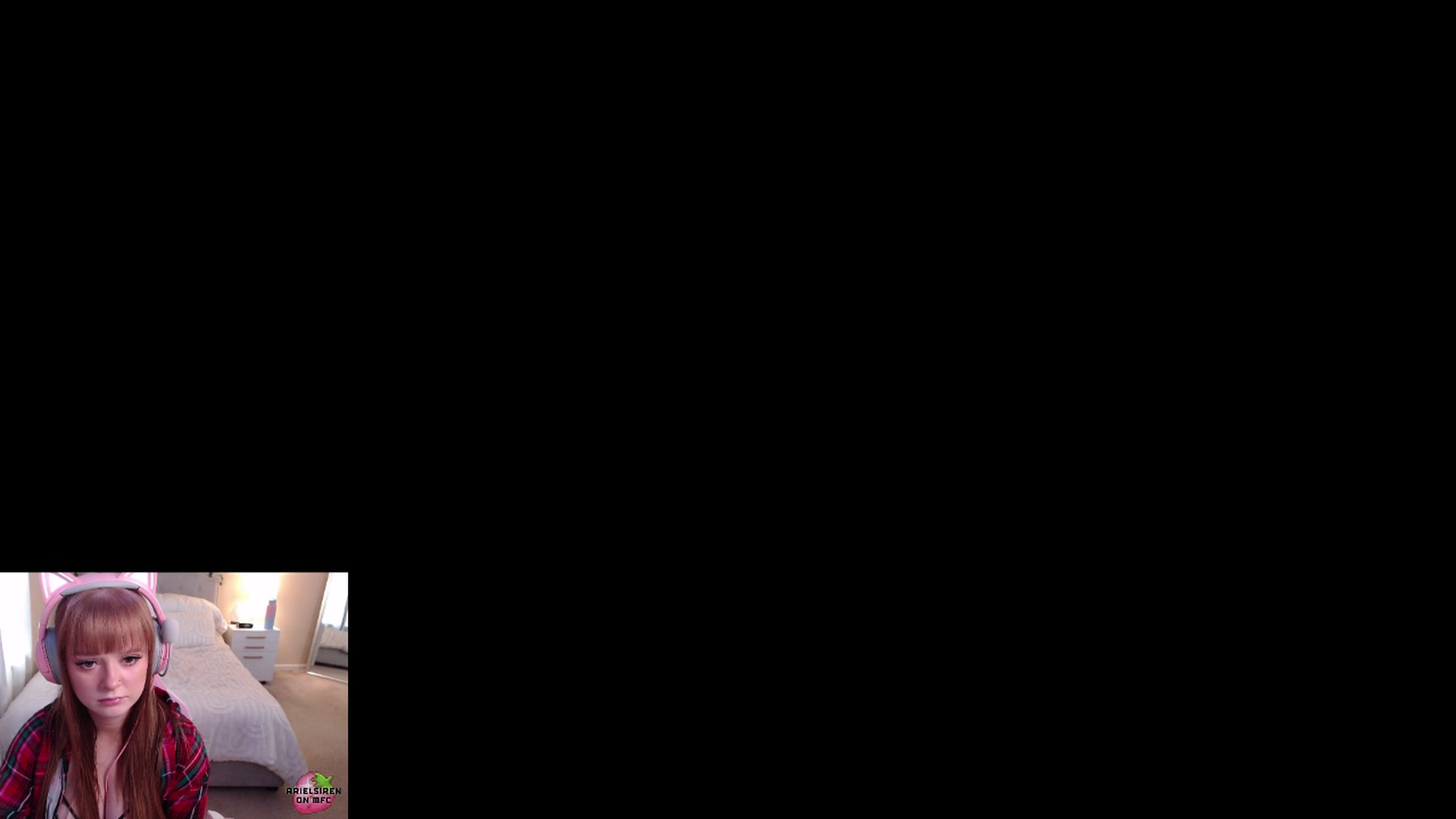 Gallery image thumbnail from ArielSiren's myfreecams stream on, 08/22/2024, 20:30 image 10 of 20