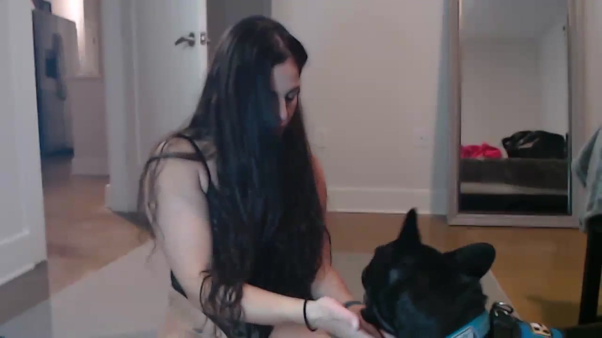 Gallery image thumbnail from Arielalana's myfreecams stream on, 11/03/2023, 02:21 image 12 of 20