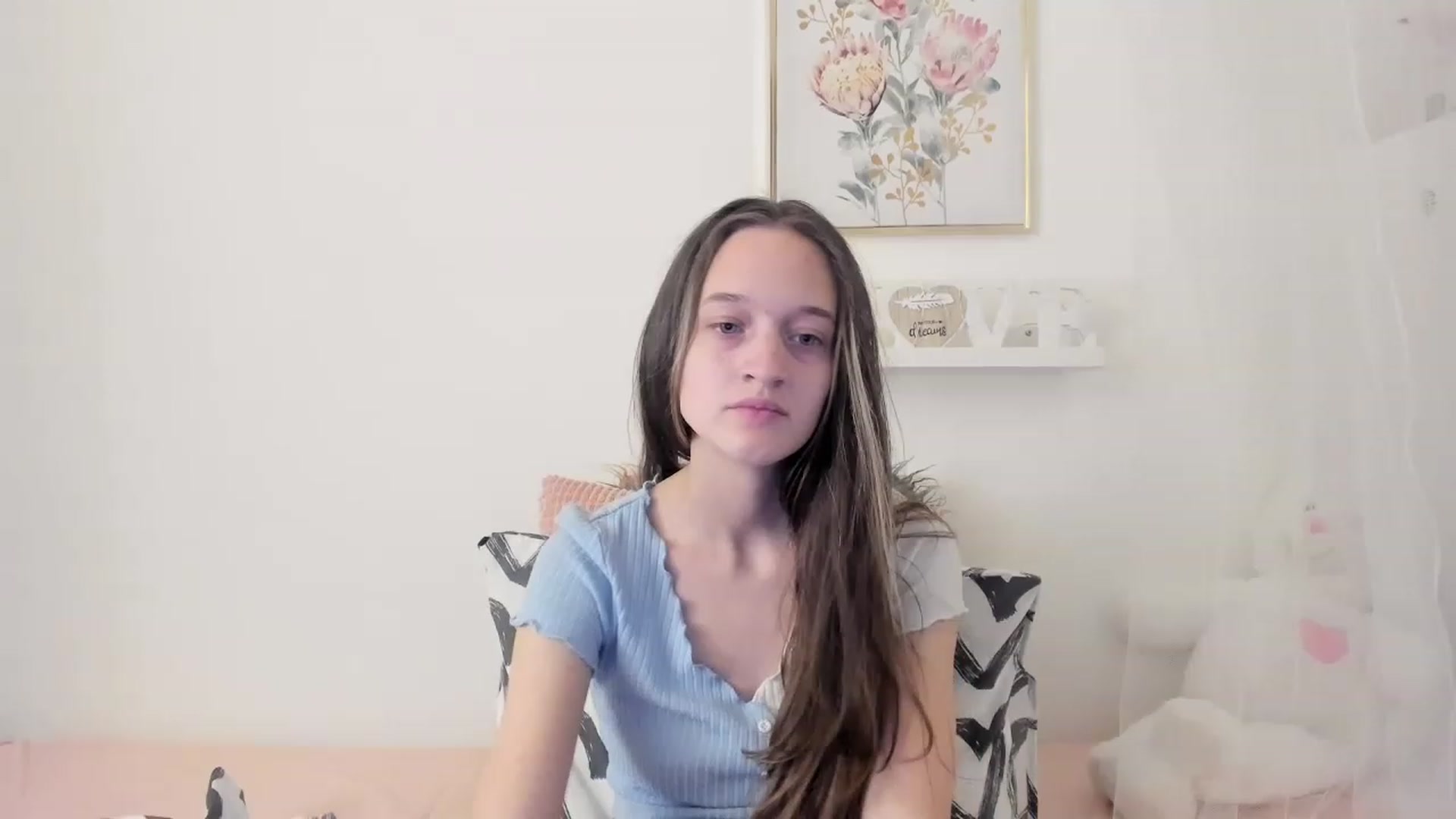 Gallery image thumbnail from AriellaFerra's myfreecams stream on, 02/22/2023, 15:53 image 1 of 20