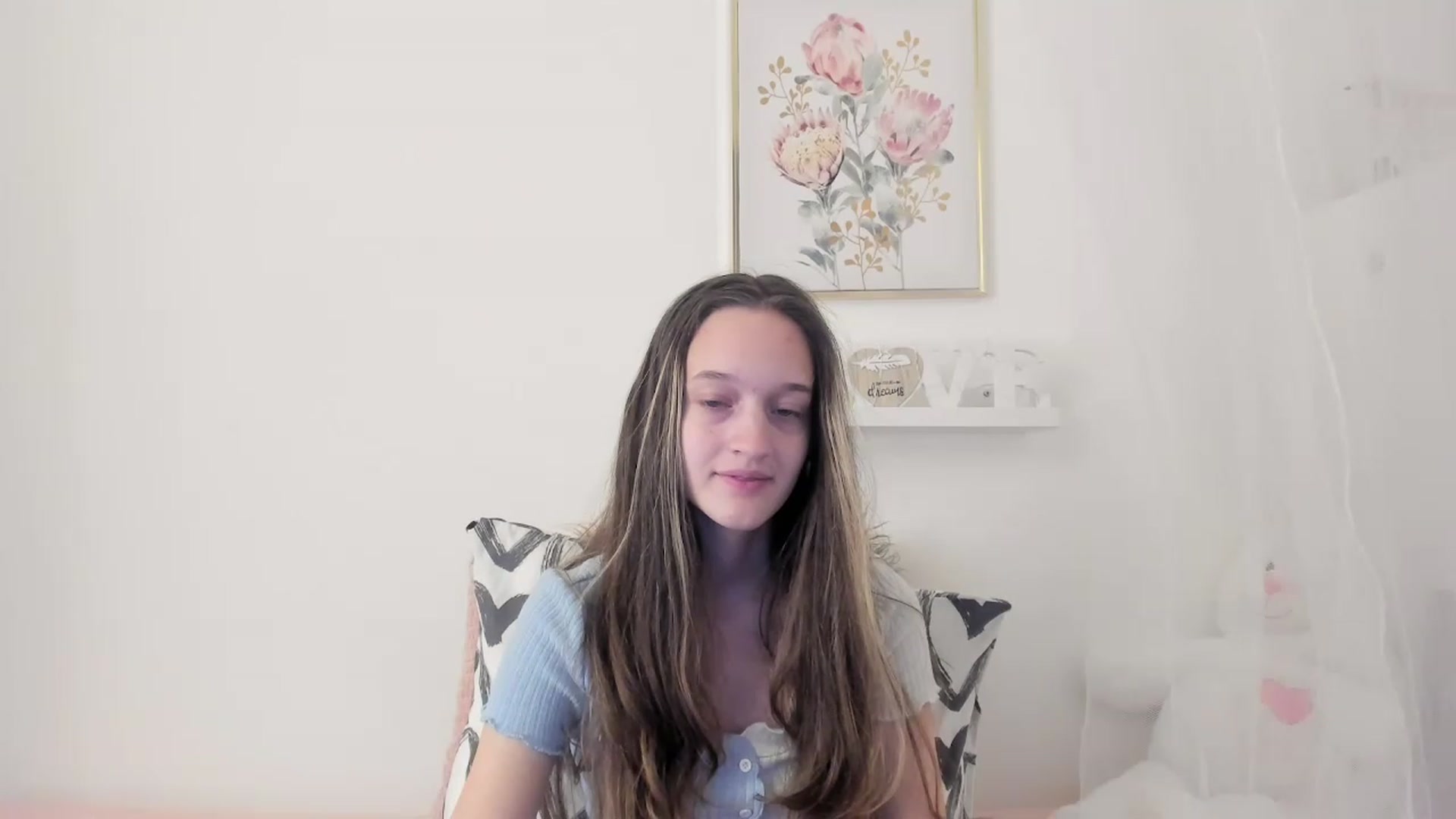 Gallery image thumbnail from AriellaFerra's myfreecams stream on, 02/22/2023, 15:53 image 13 of 20