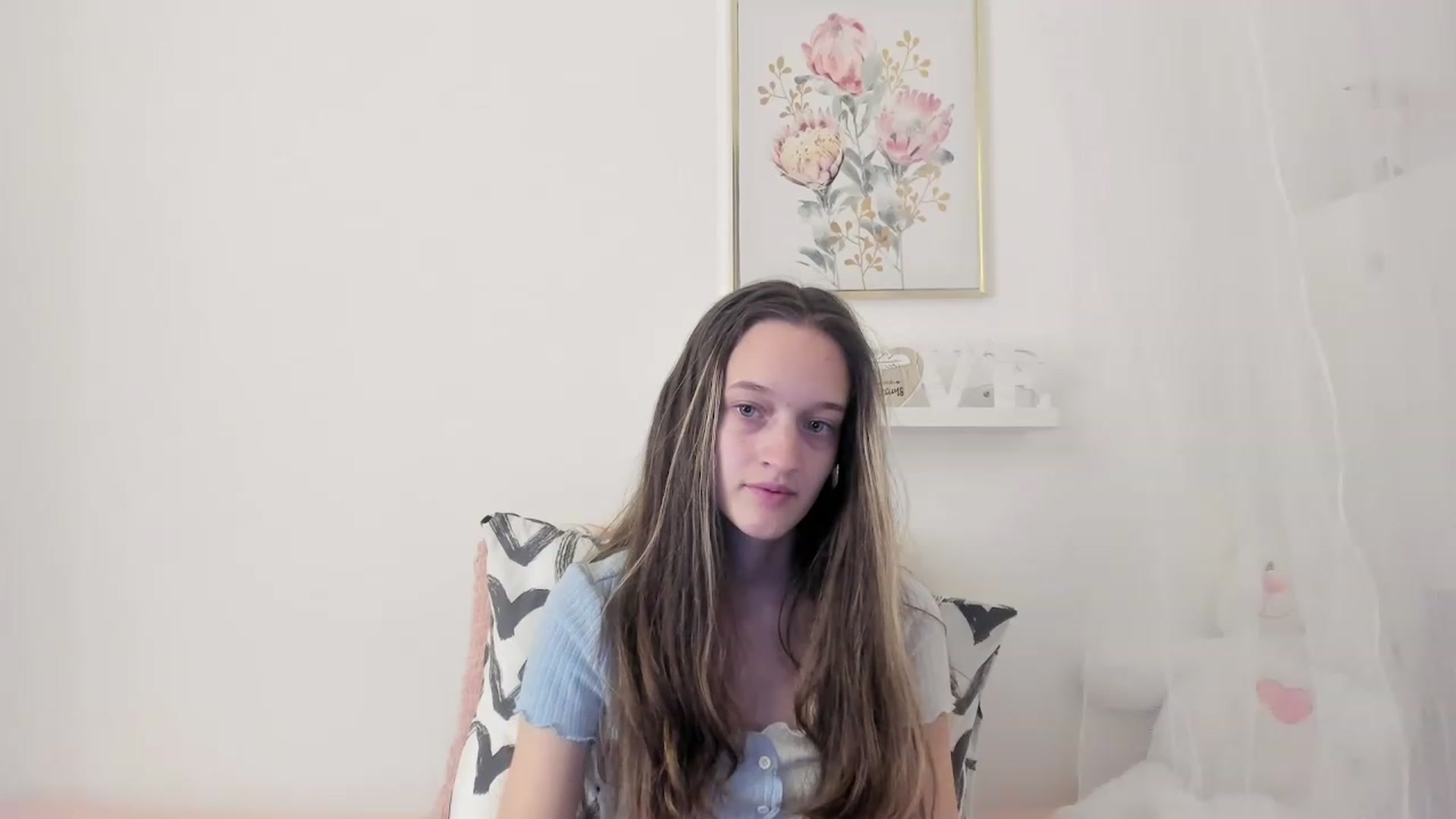 Gallery image thumbnail from AriellaFerra's myfreecams stream on, 02/22/2023, 15:53 image 14 of 20