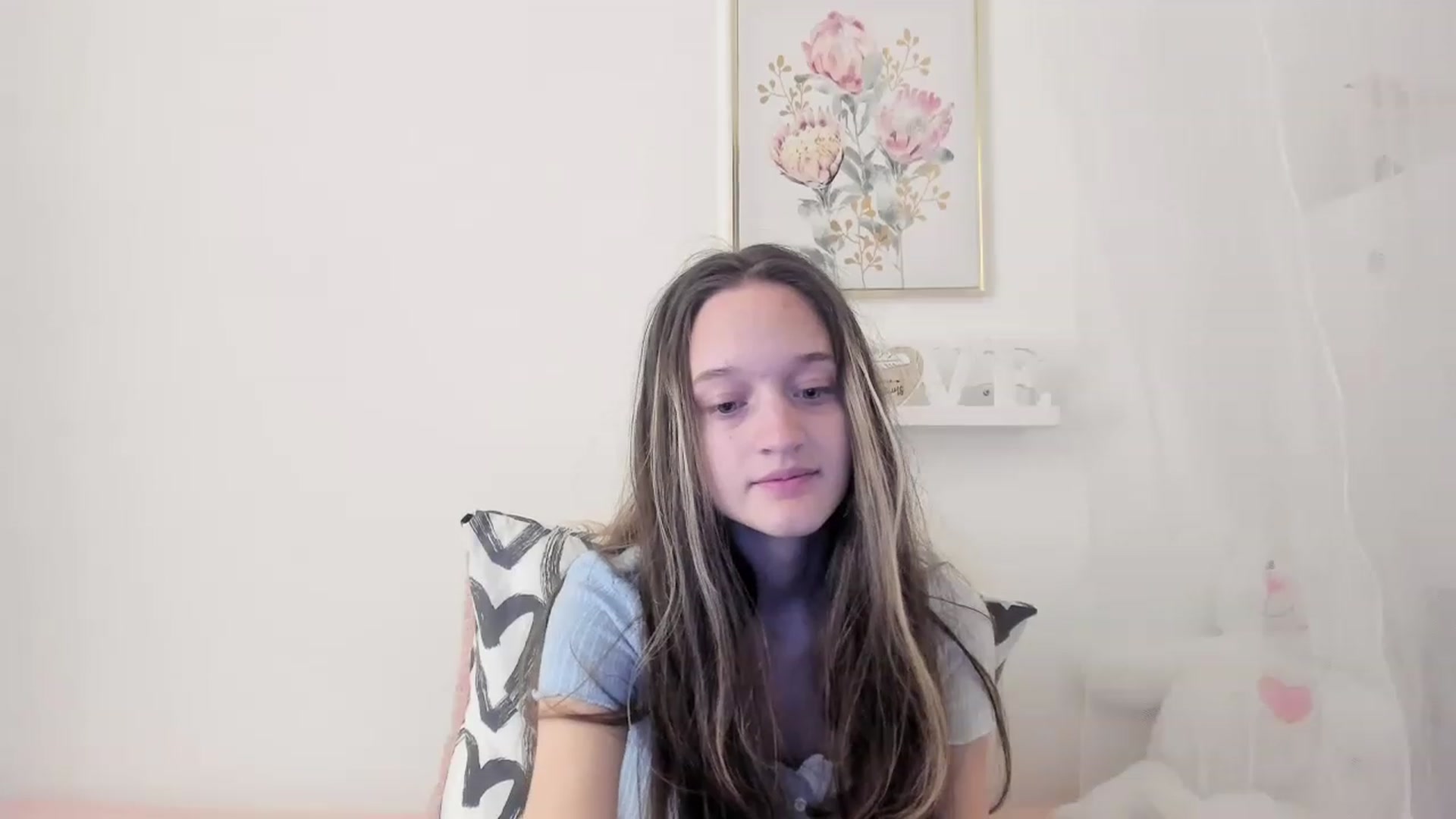 Gallery image thumbnail from AriellaFerra's myfreecams stream on, 02/22/2023, 15:53 image 12 of 20