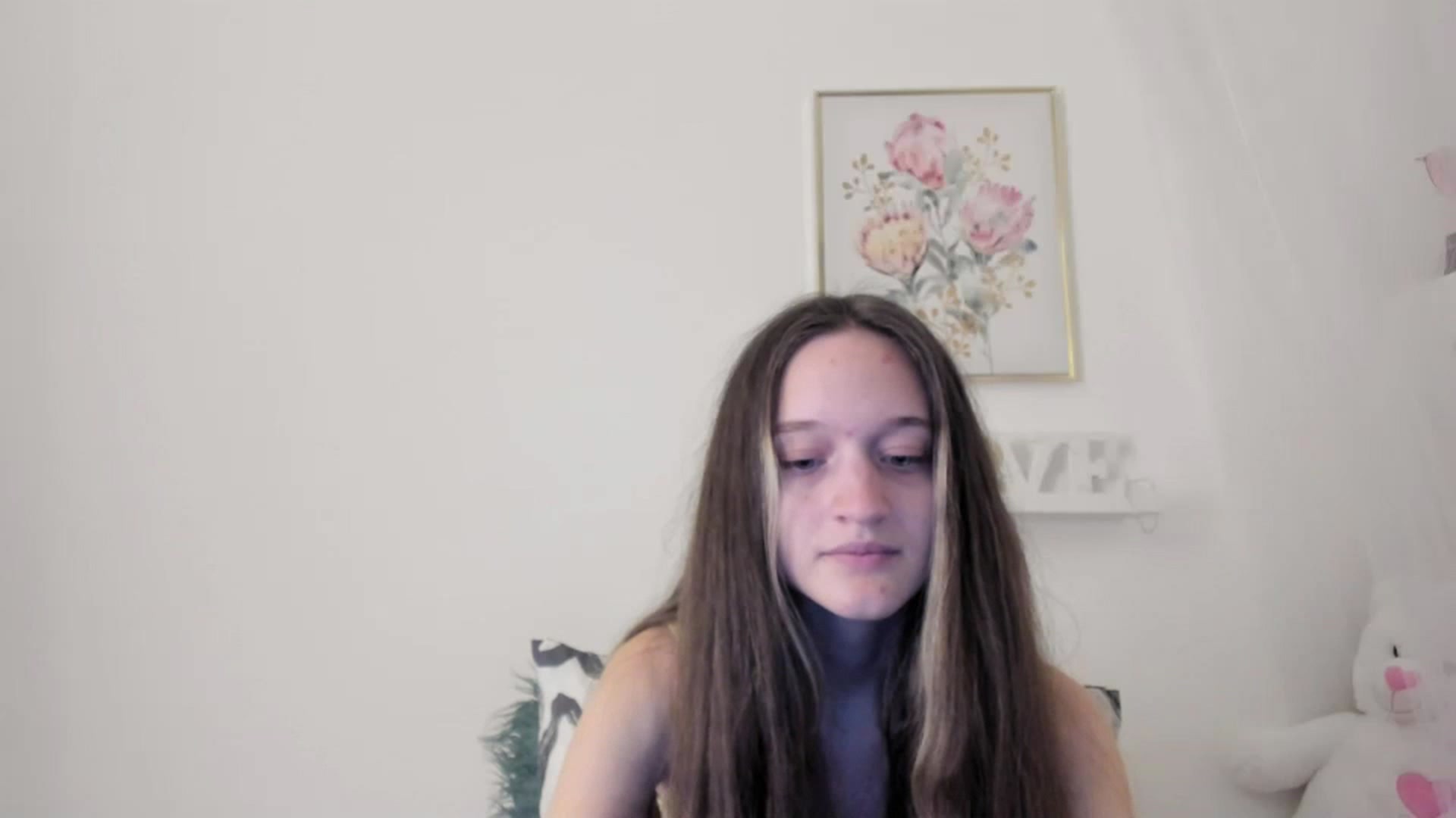 Gallery image thumbnail from AriellaFerra's myfreecams stream on, 03/02/2023, 15:49 image 10 of 20