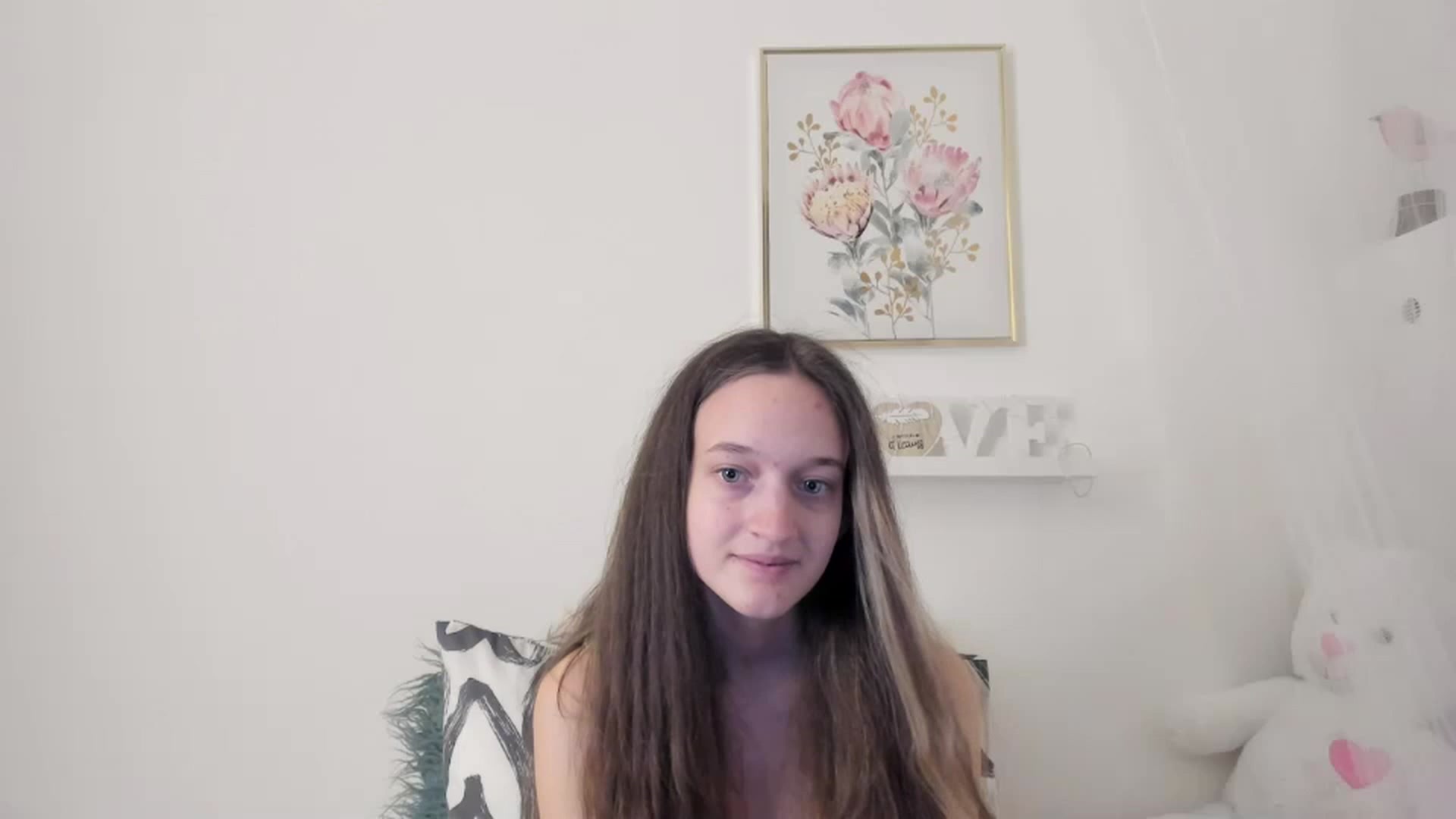 Gallery image thumbnail from AriellaFerra's myfreecams stream on, 03/02/2023, 16:17 image 4 of 20