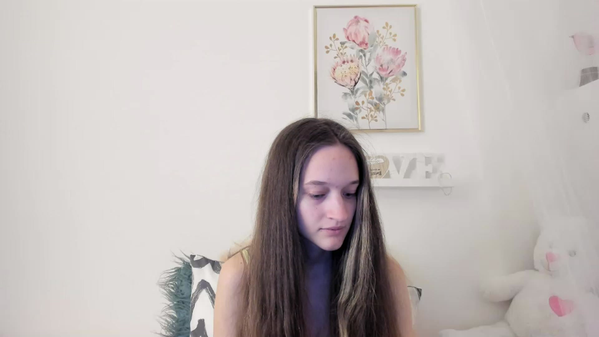 Gallery image thumbnail from AriellaFerra's myfreecams stream on, 03/02/2023, 16:17 image 9 of 20