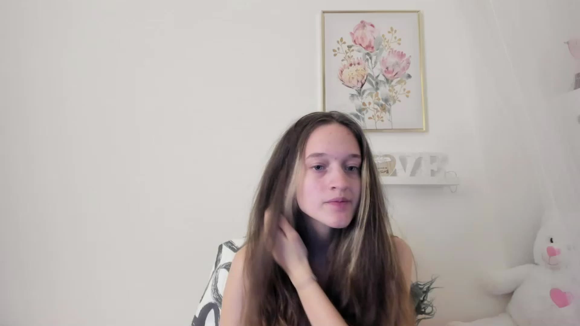 Gallery image thumbnail from AriellaFerra's myfreecams stream on, 03/02/2023, 18:45 image 16 of 20