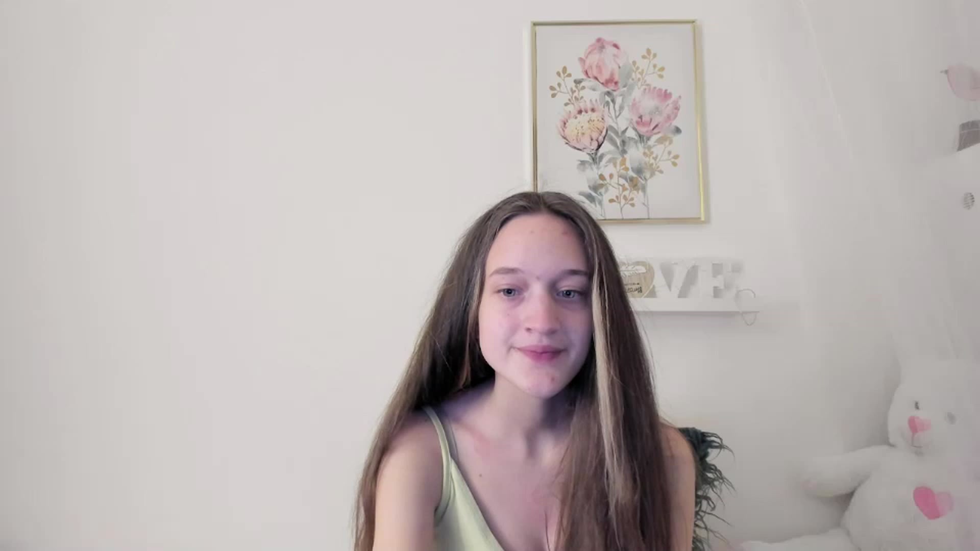 Gallery image thumbnail from AriellaFerra's myfreecams stream on, 03/02/2023, 18:45 image 6 of 20