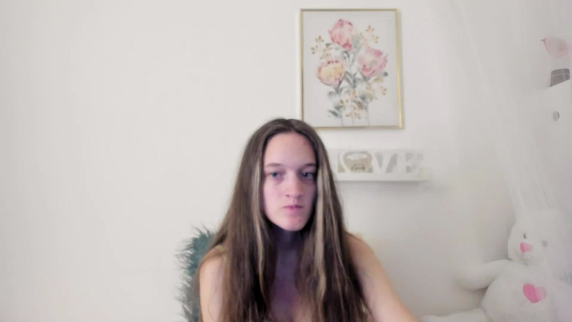 Gallery image thumbnail from AriellaFerra's myfreecams stream on, 03/02/2023, 18:45 image 2 of 20