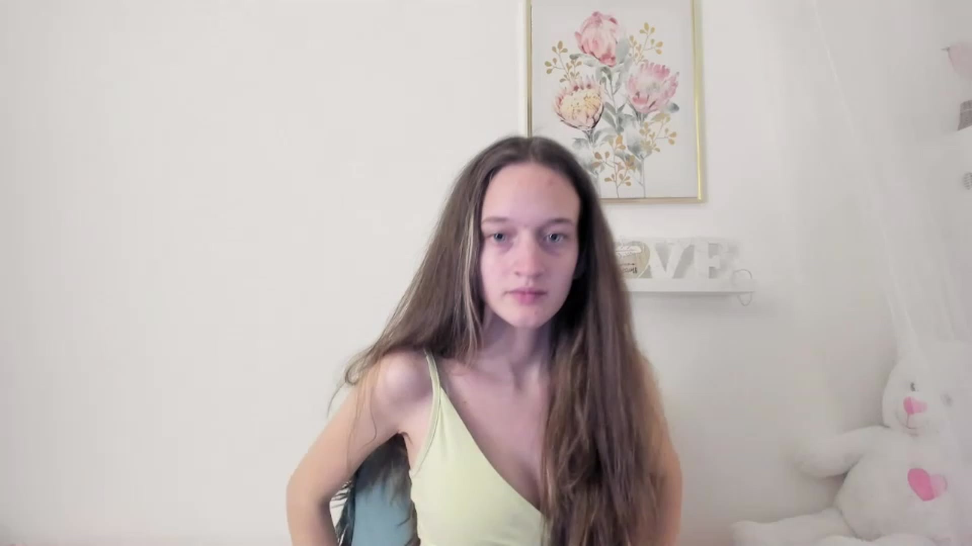 Gallery image thumbnail from AriellaFerra's myfreecams stream on, 03/02/2023, 18:45 image 12 of 20