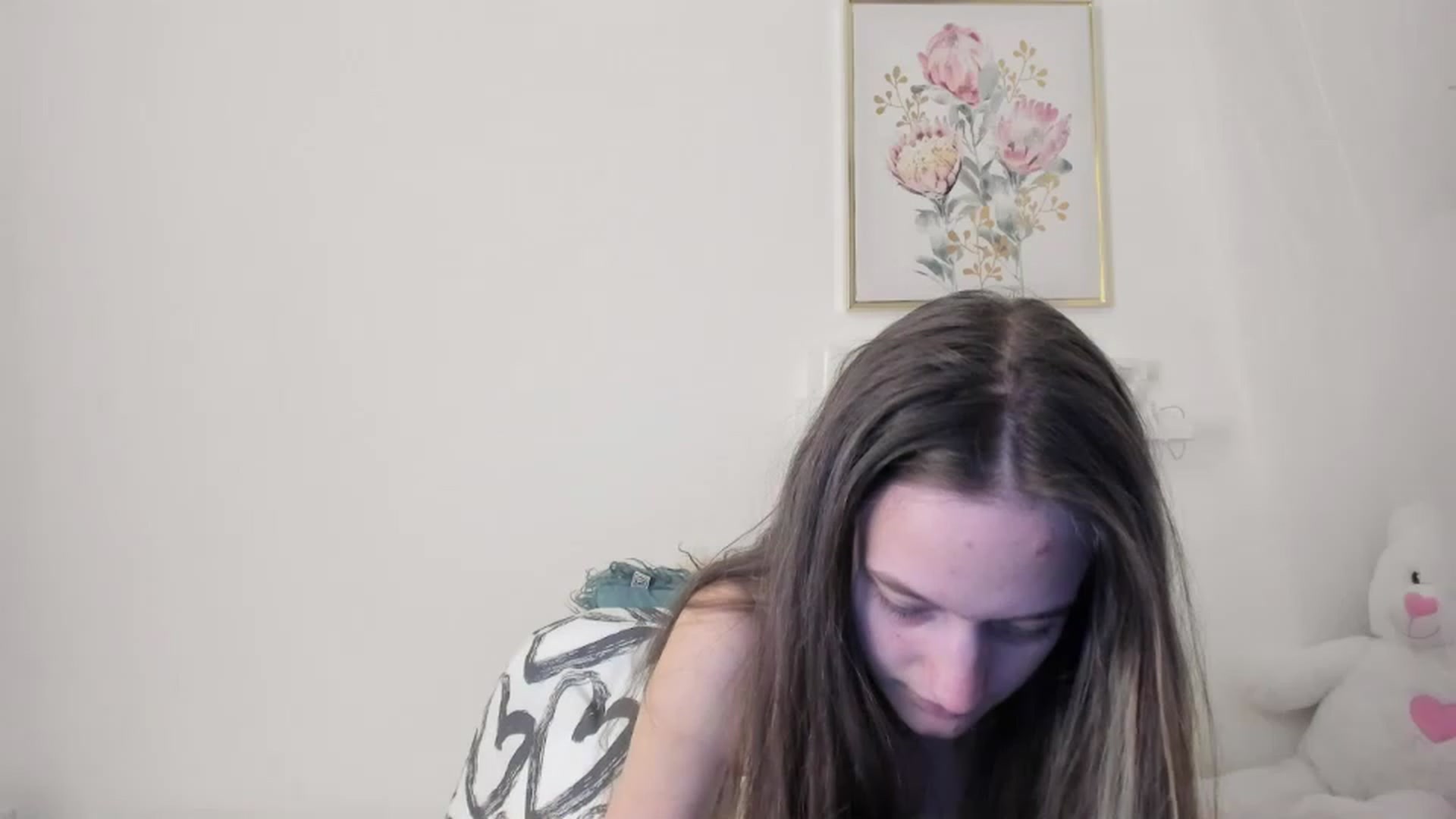 Gallery image thumbnail from AriellaFerra's myfreecams stream on, 03/02/2023, 19:32 image 17 of 20