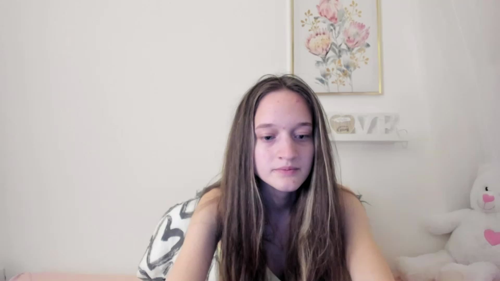 Gallery image thumbnail from AriellaFerra's myfreecams stream on, 03/02/2023, 19:32 image 14 of 20
