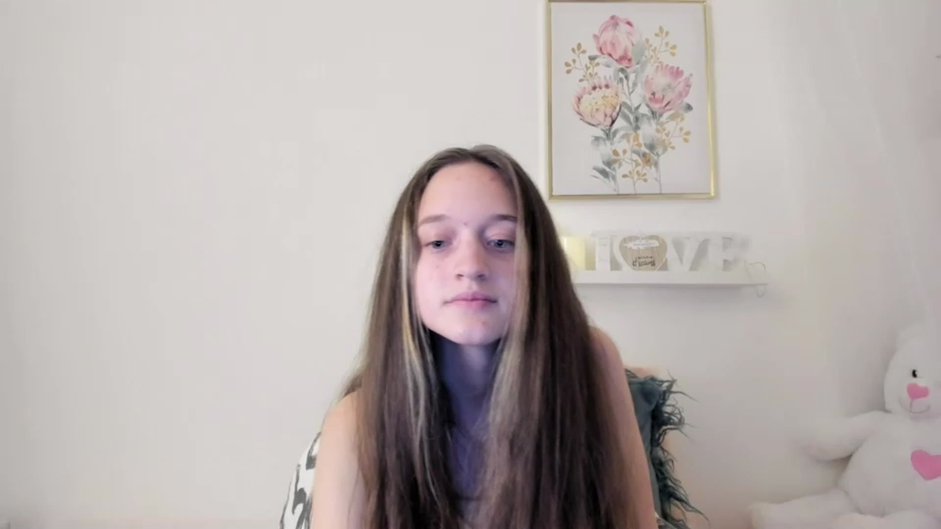 Gallery image thumbnail from AriellaFerra's myfreecams stream on, 03/02/2023, 19:32 image 19 of 20