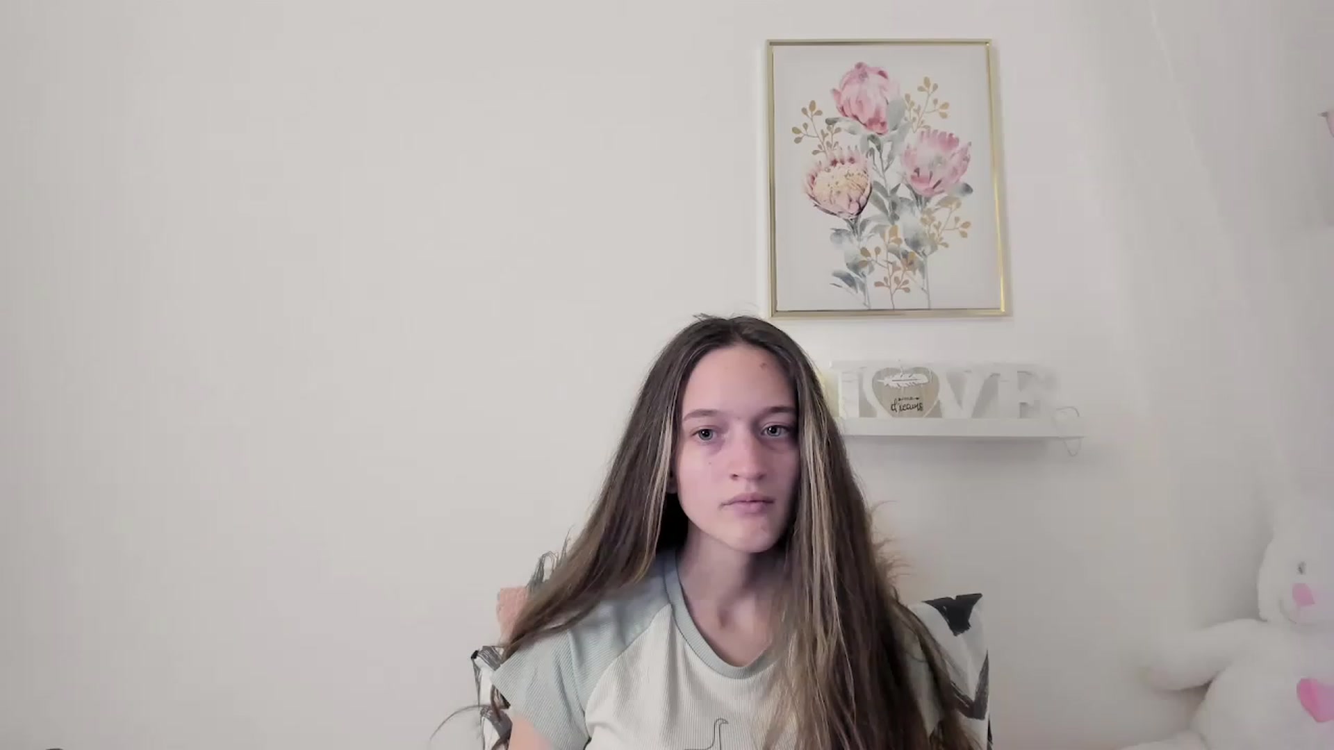Gallery image thumbnail from AriellaFerra's myfreecams stream on, 03/03/2023, 16:30 image 7 of 20